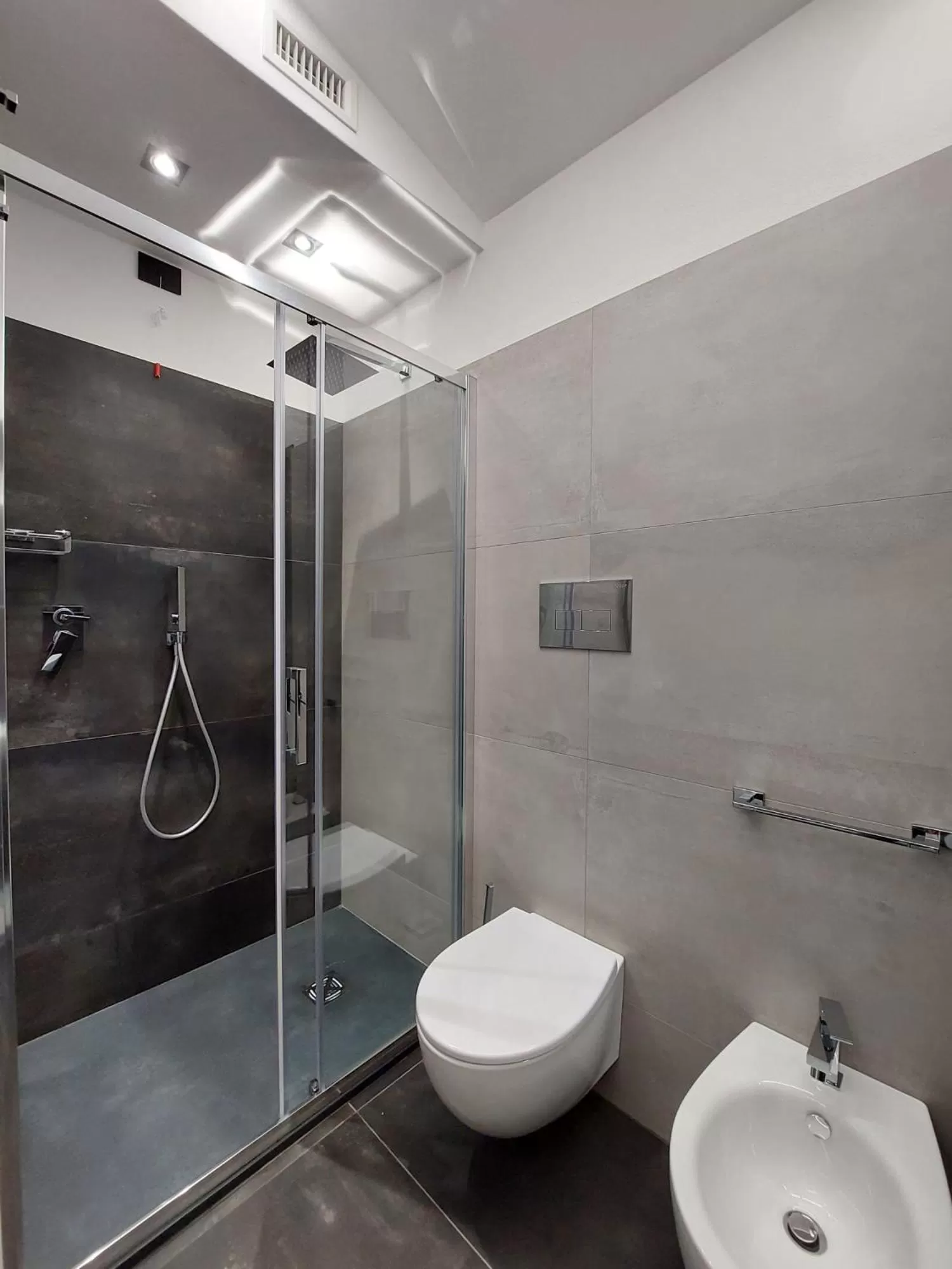 Shower, Bathroom in Incantos charme B&B