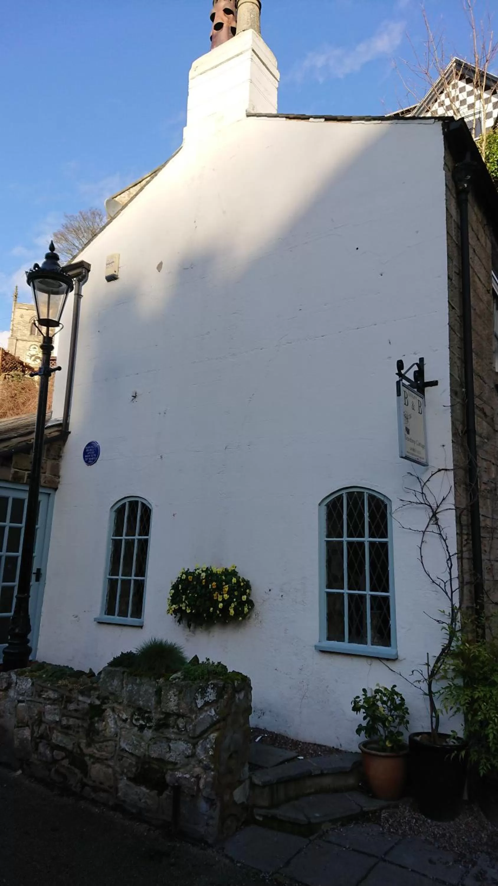 Facade/entrance in Teardrop Cottage