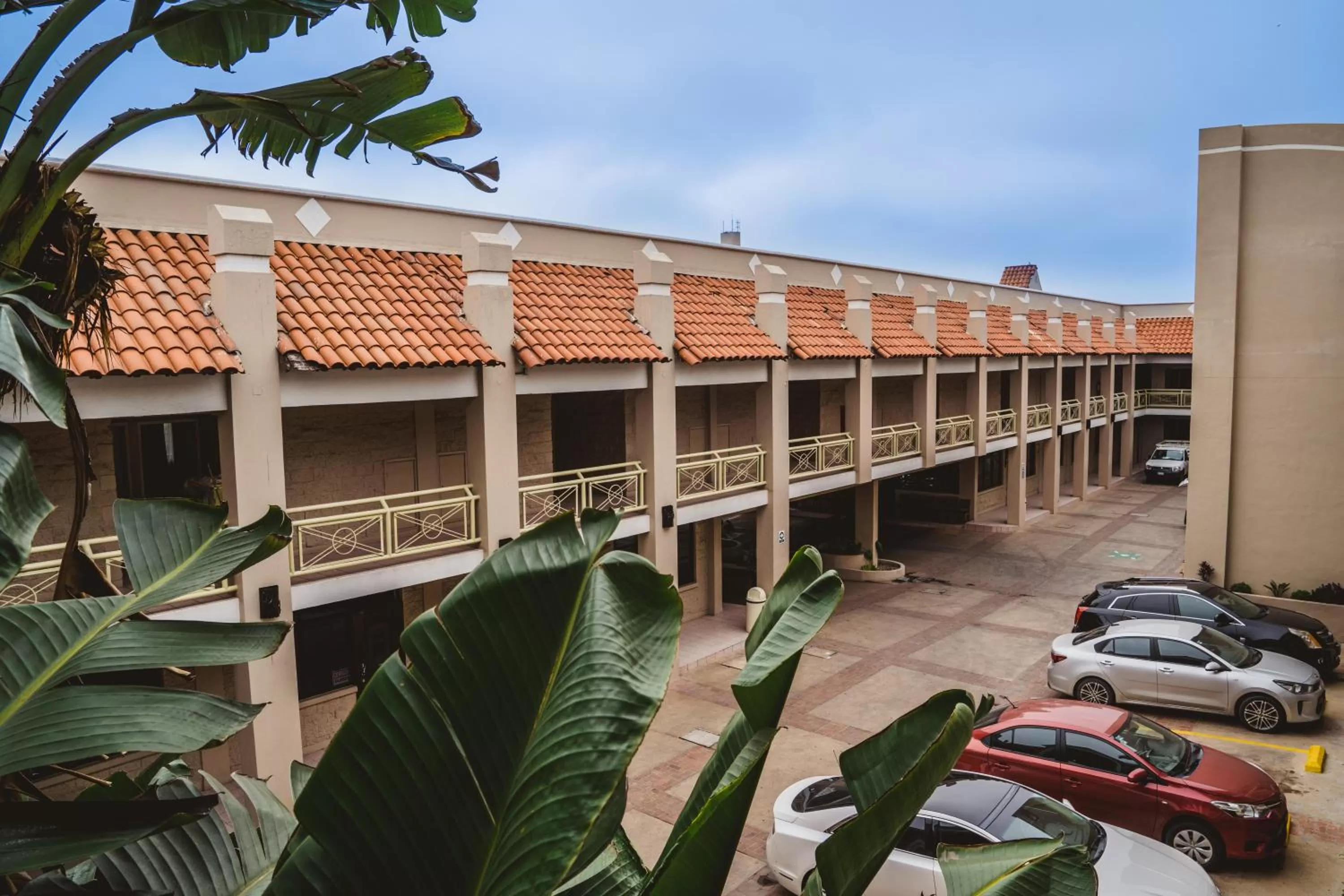 Property building in Del Mar Inn Rosarito
