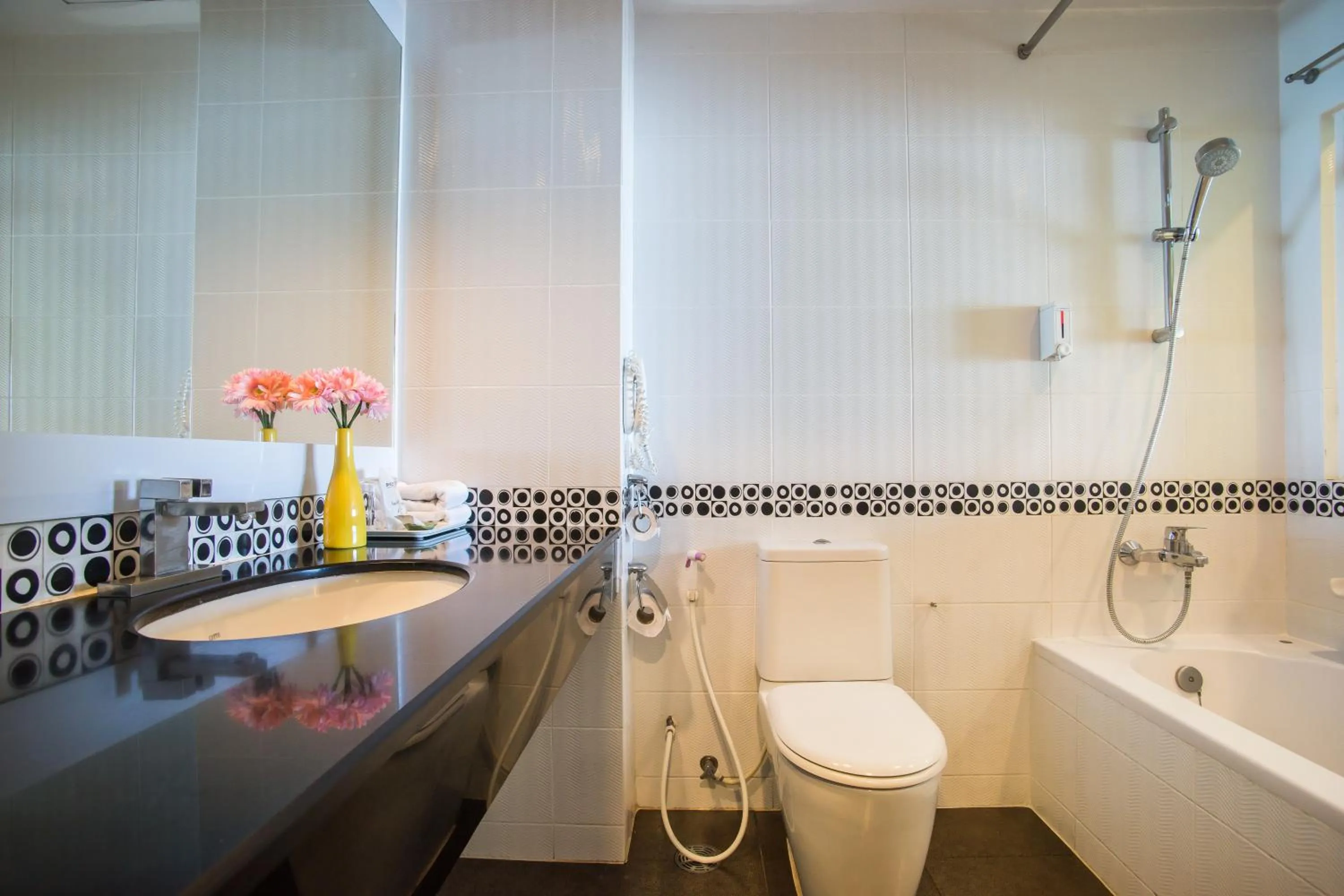 Bathroom in Best Bella Pattaya