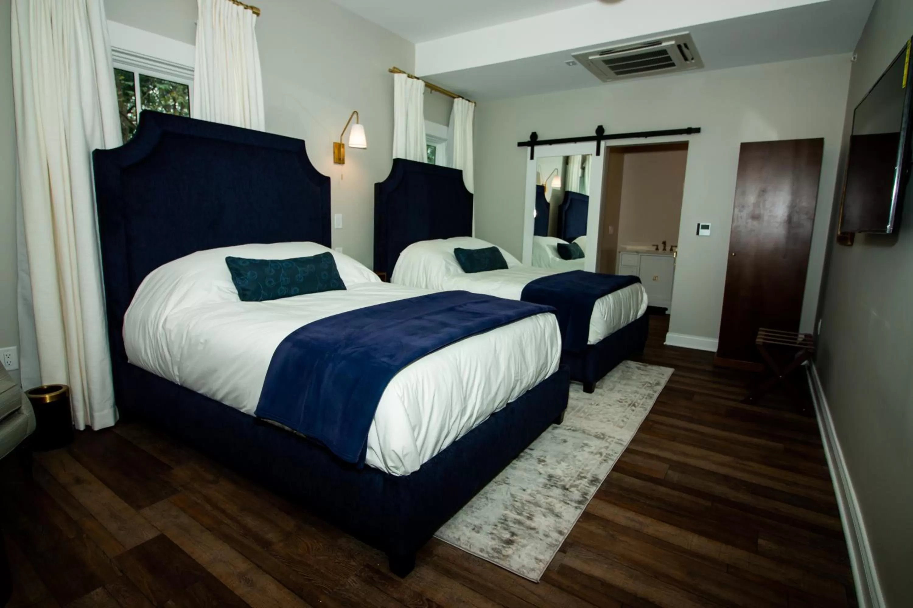 The Colonial Inn, an Ascend Collection Hotel