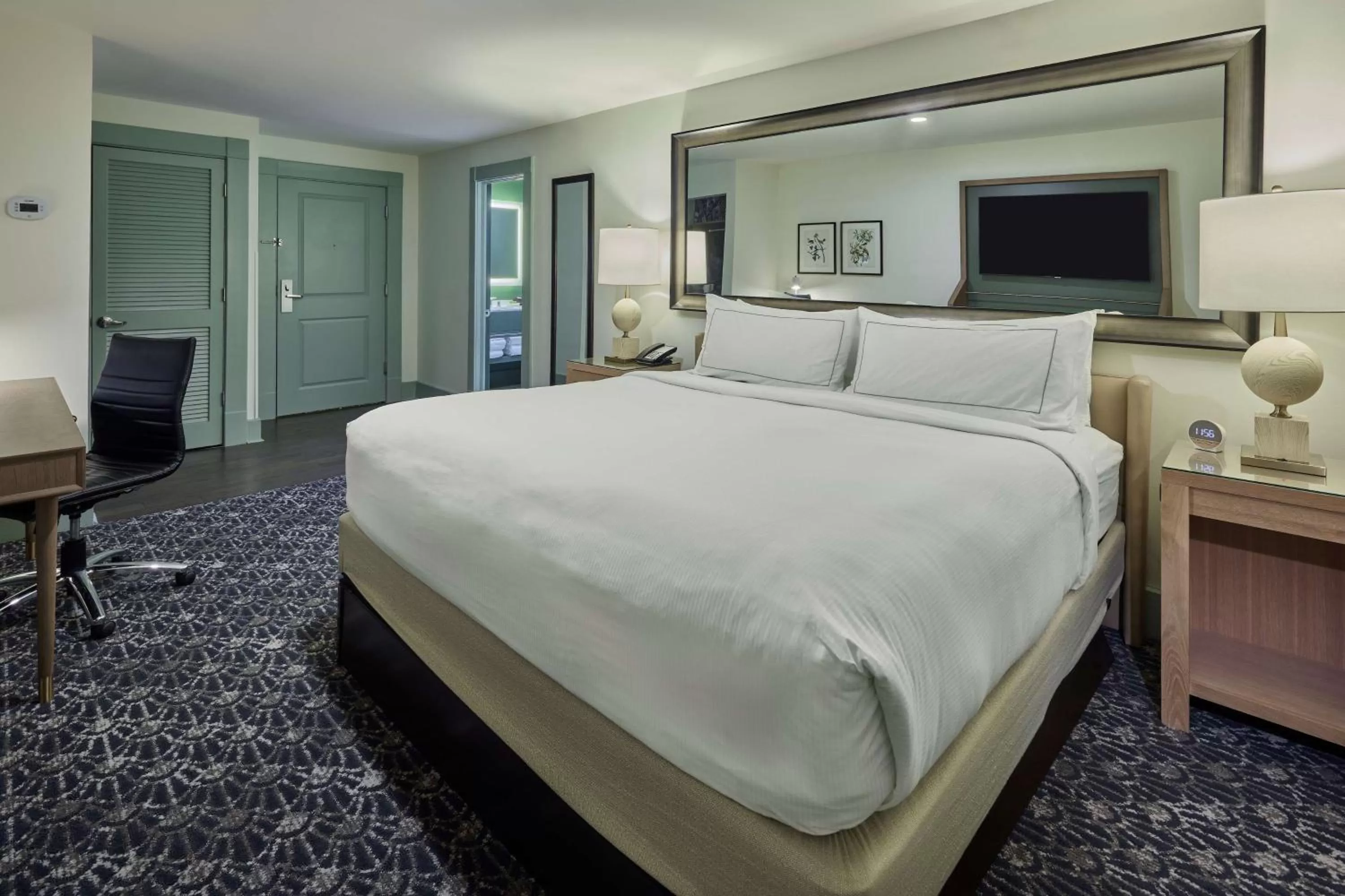 Bedroom, Bed in The Partridge Inn Augusta, Curio Collection by Hilton