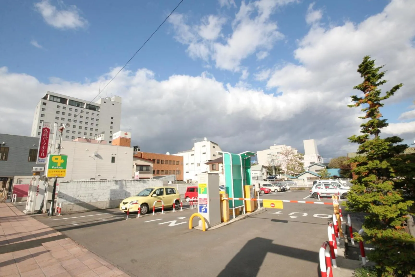 Area and facilities in Hirosaki Park Hotel