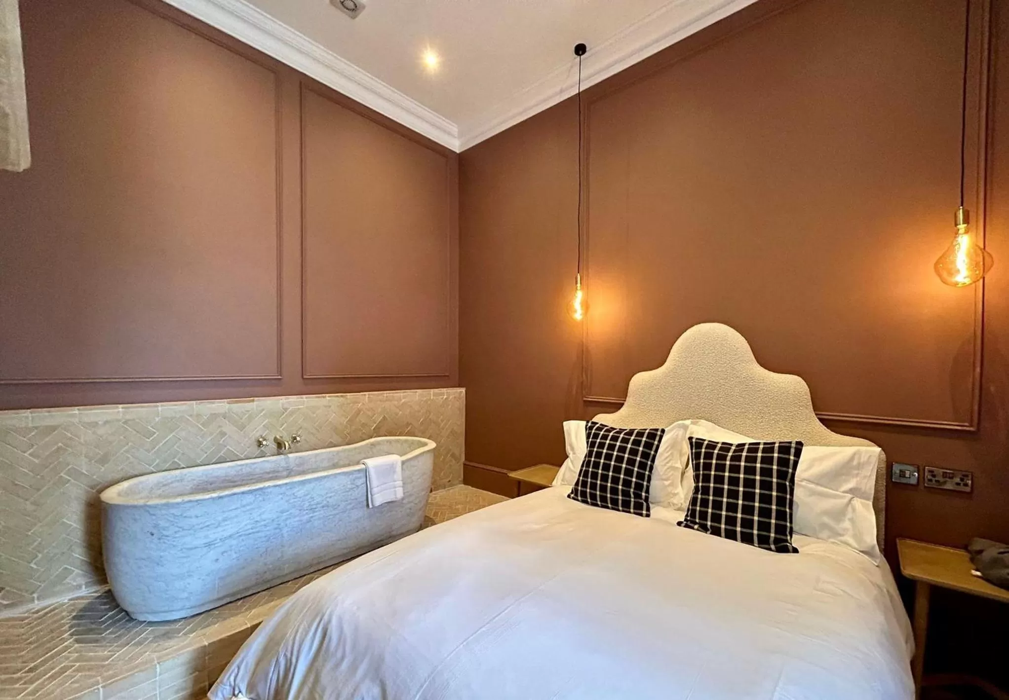 Railway House York by Chateau Anna