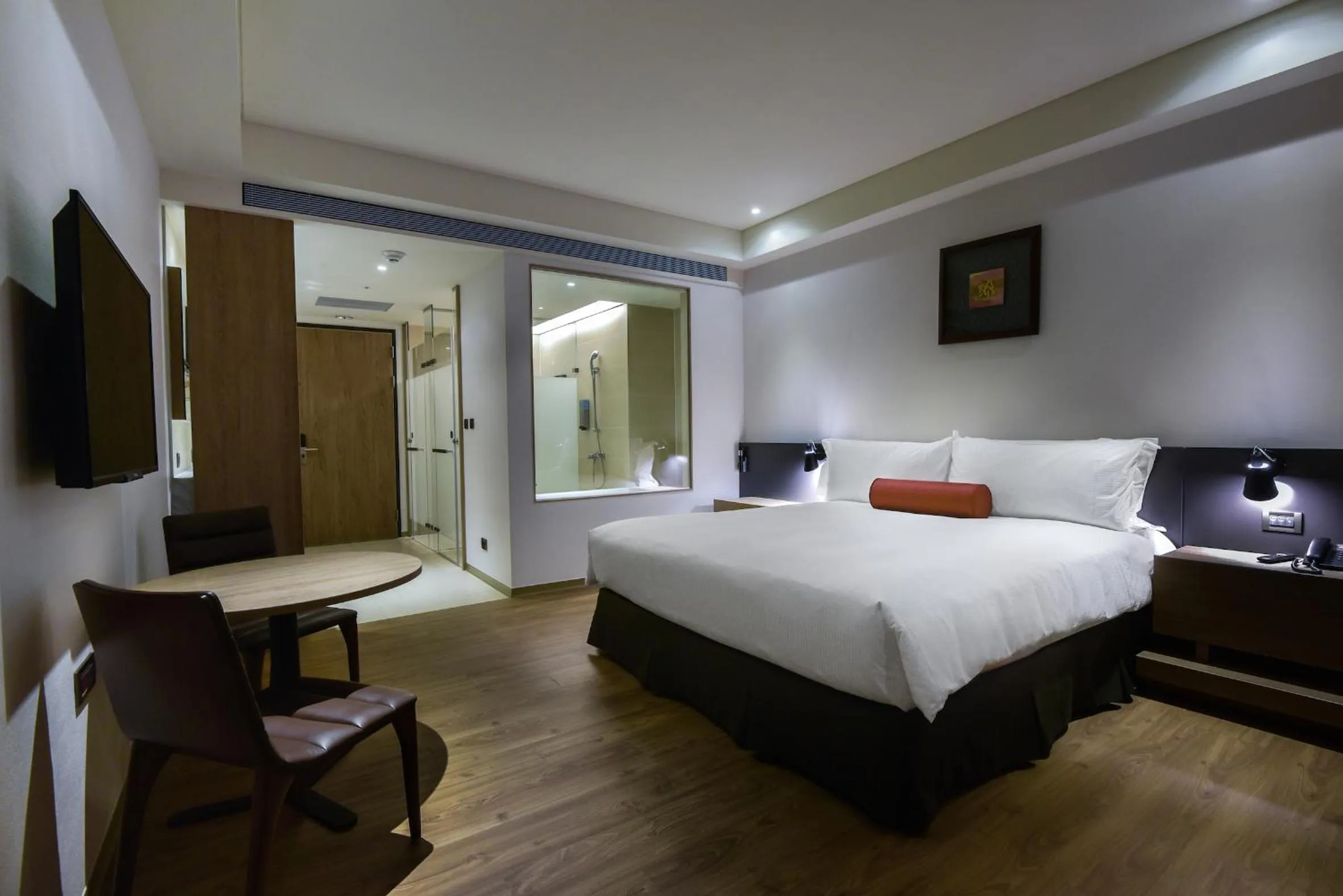 Photo of the whole room, Bed in Just Sleep Kaohsiung Station