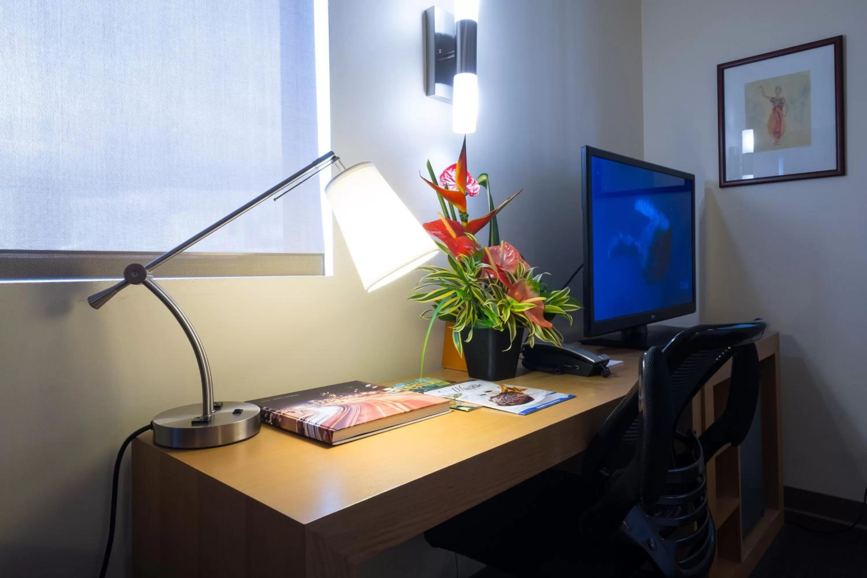 Bedroom in VIVE Hotel Waikiki