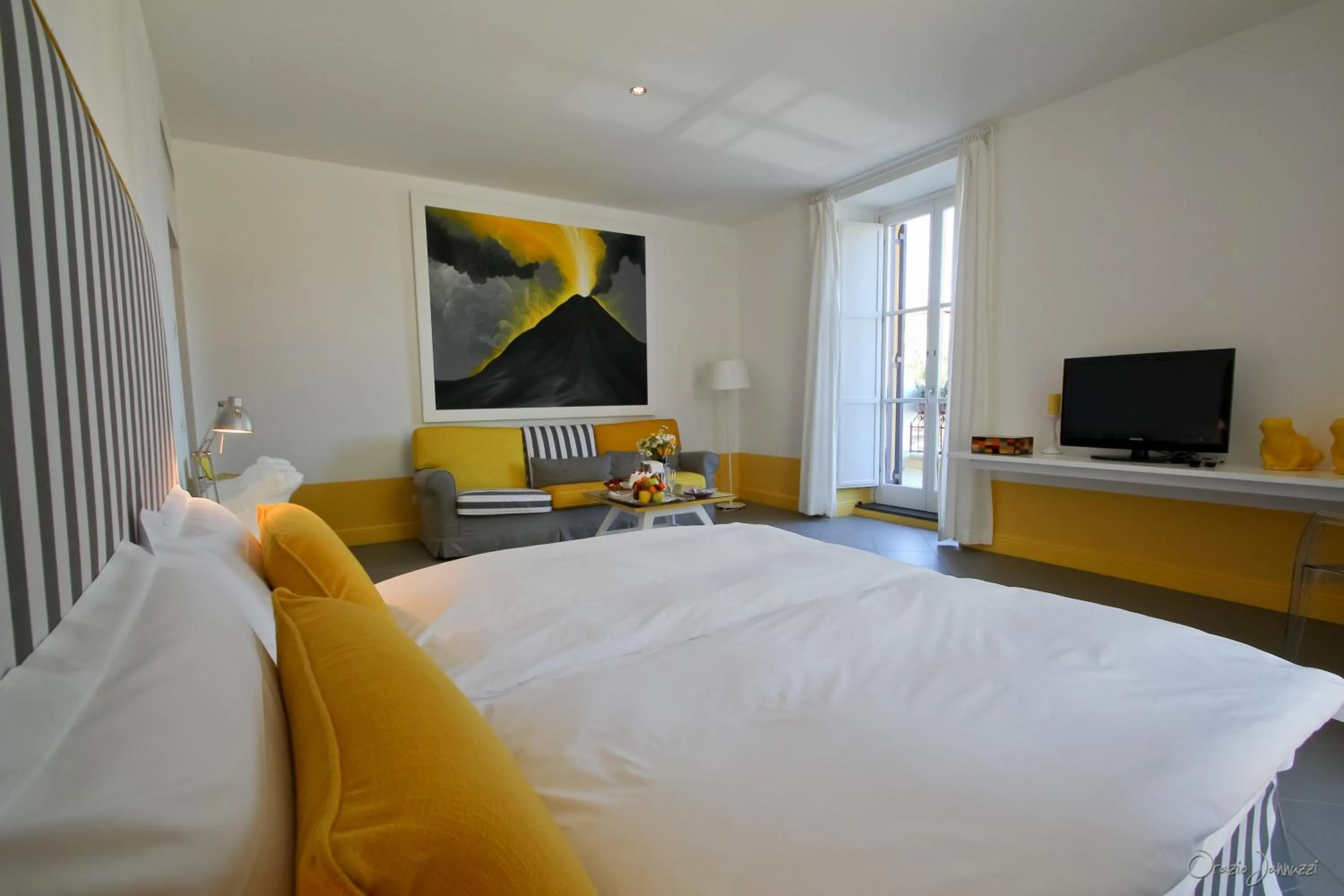 Photo of the whole room, Bed in Palazzo Jannuzzi Relais