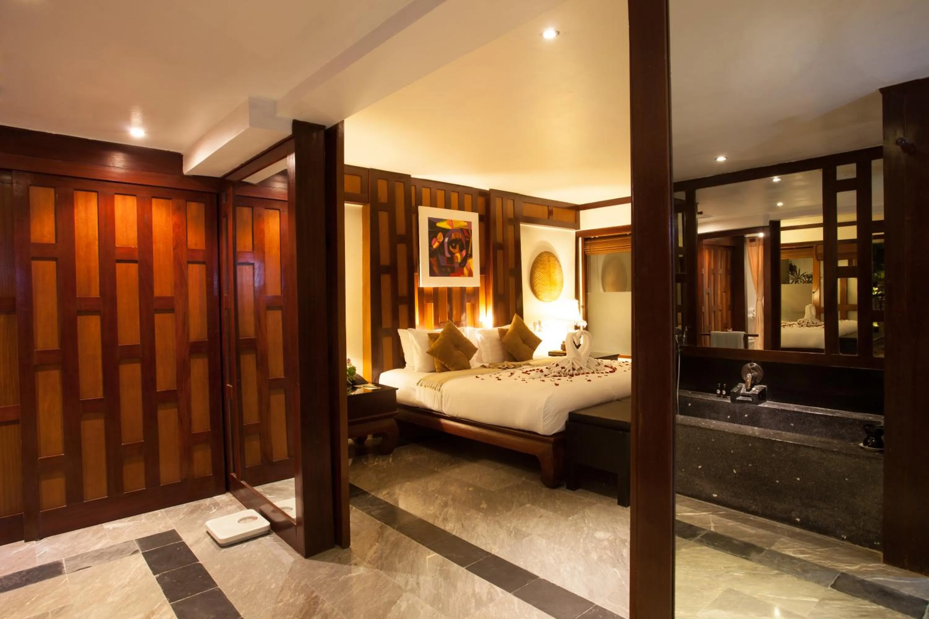 Photo of the whole room, Bed in Baan Yin Dee Boutique Resort Phuket - SHA Plus