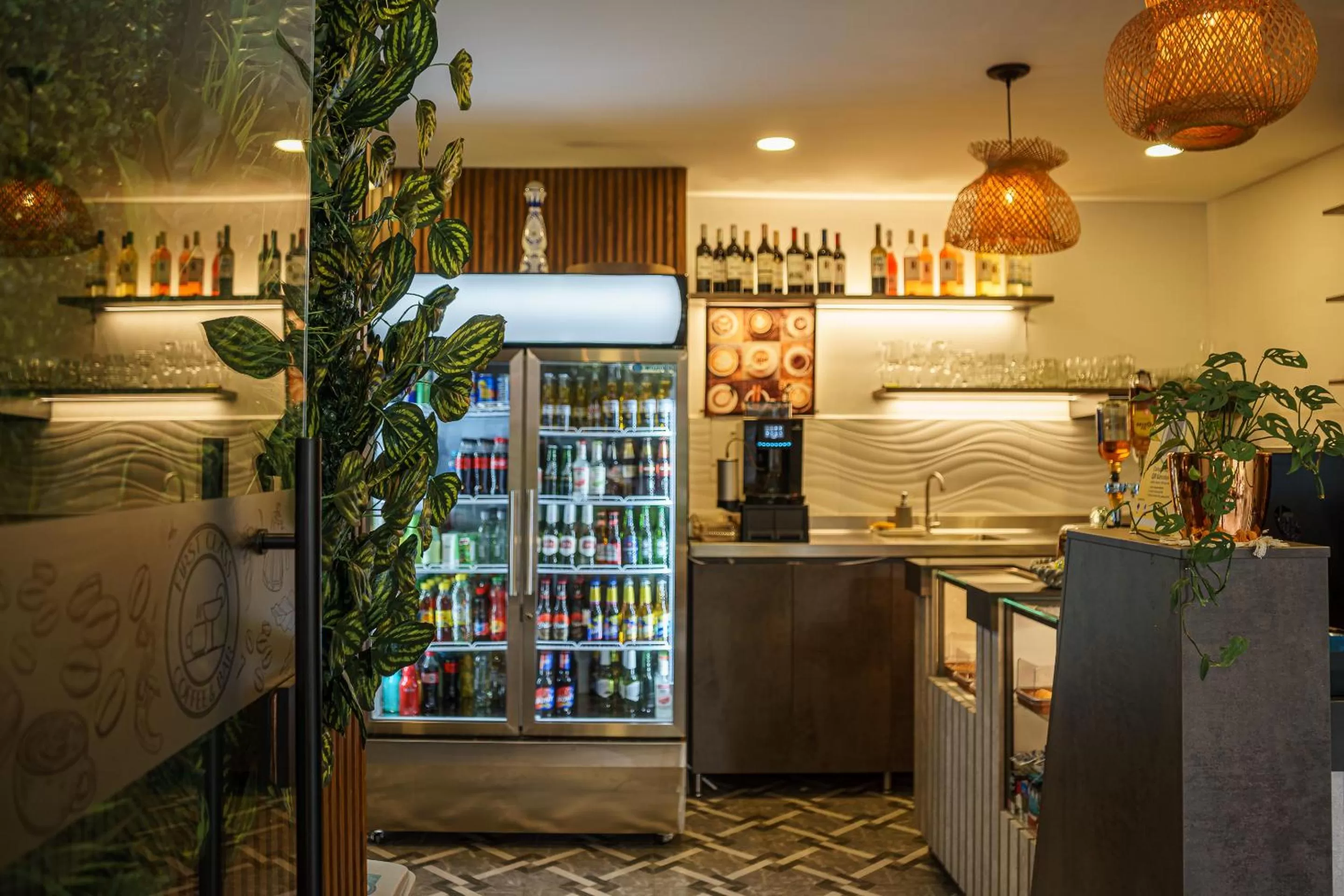 Food and drinks in First Class Hotel