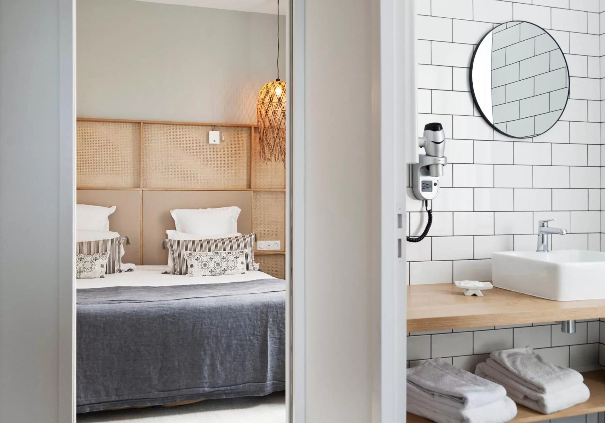 Bedroom, Bed in Hôtel Les Costans, The Originals Relais