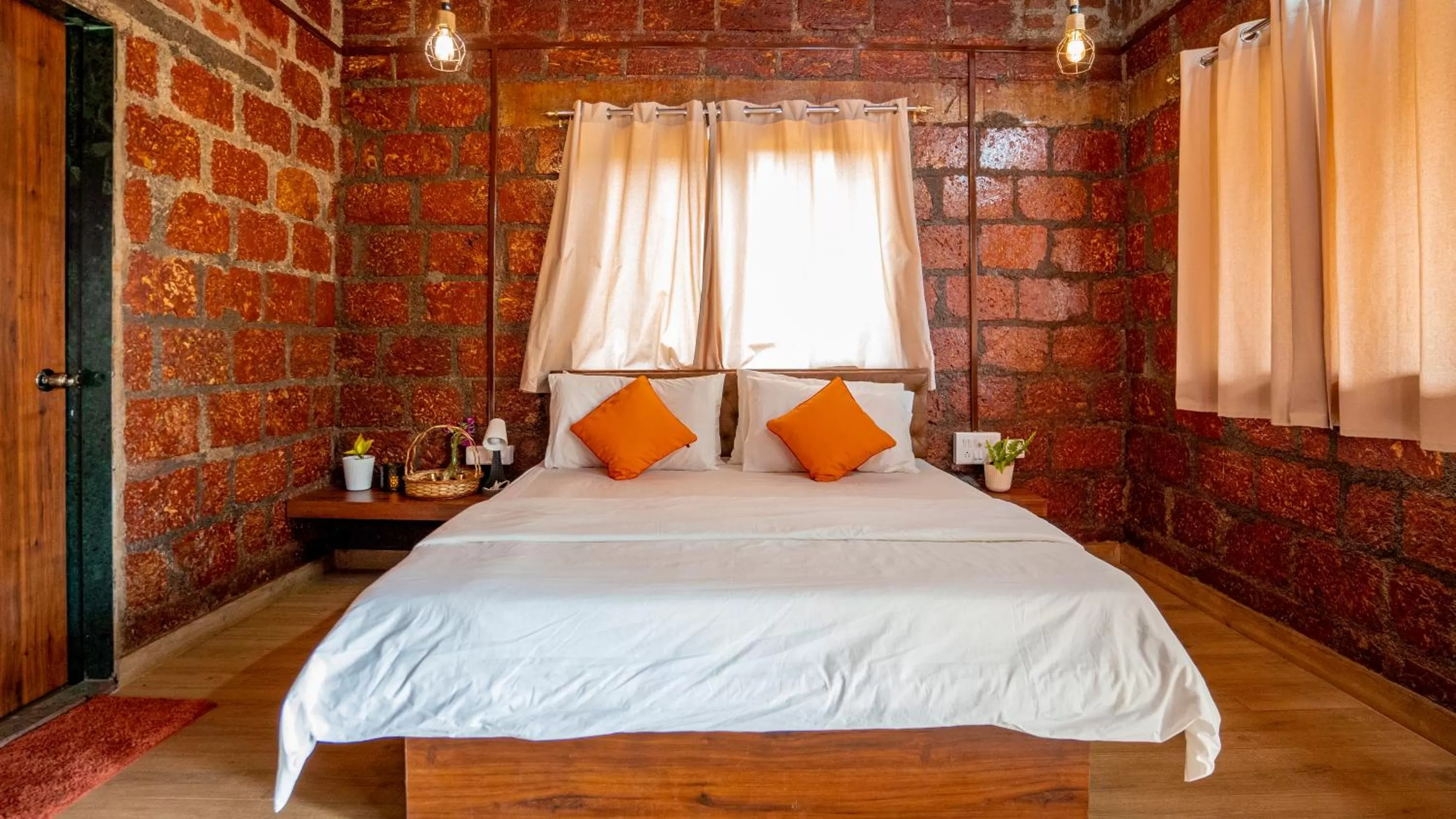 Photo of the whole room, Bed in Saveda Farm & Cottages