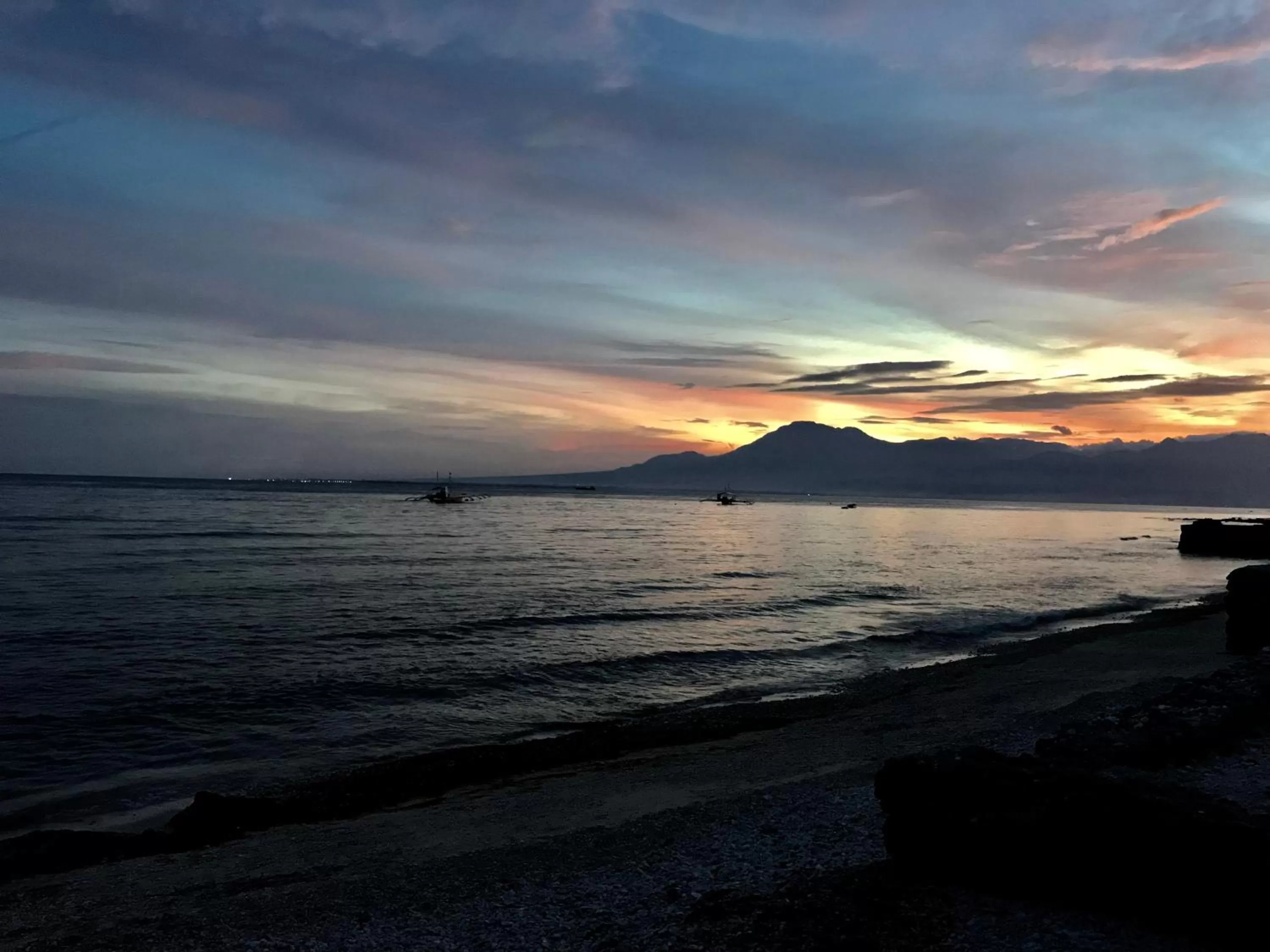 Southseas Beach Resort and Dive Center