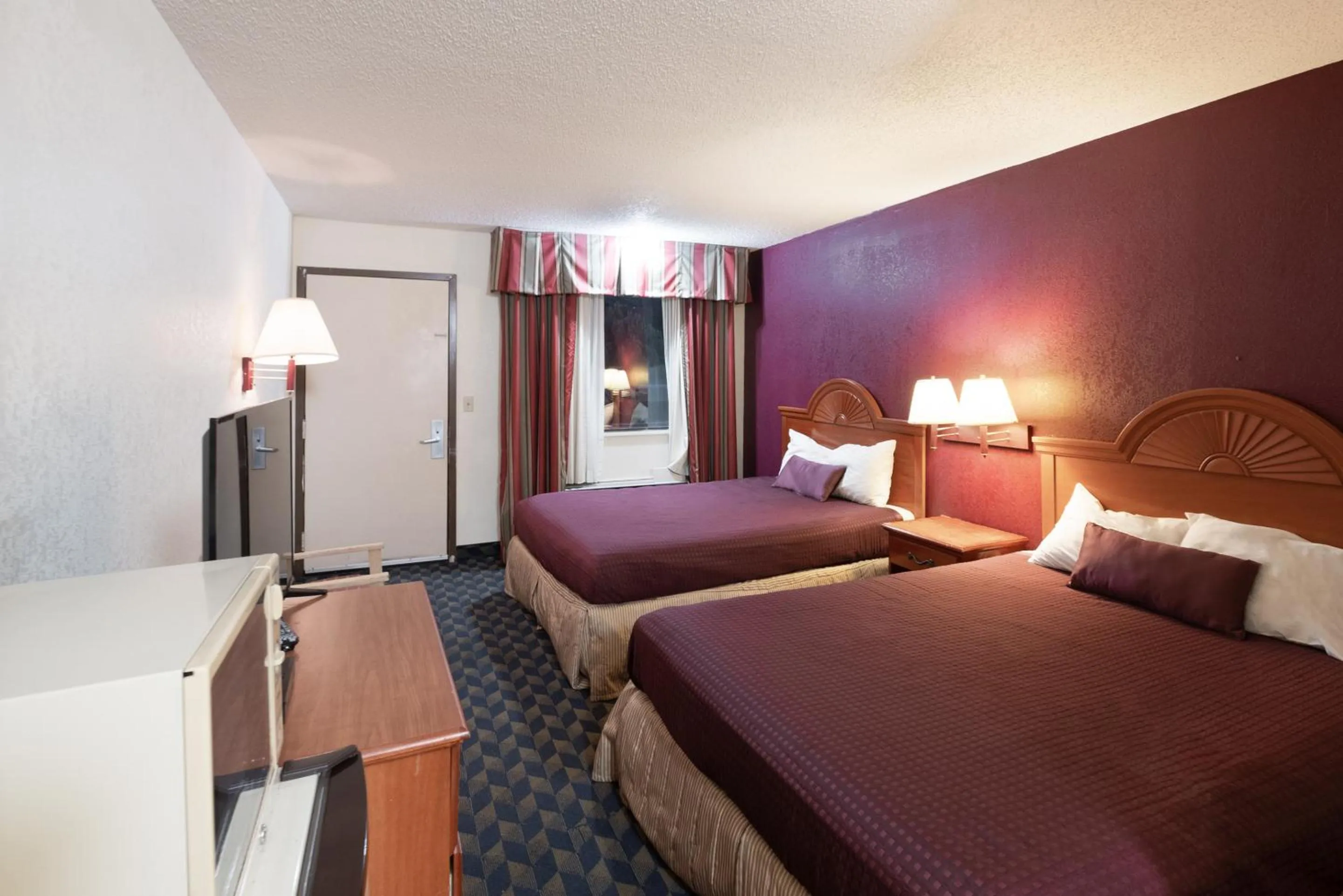 Bedroom, Bed in OYO Hotel Manning SC