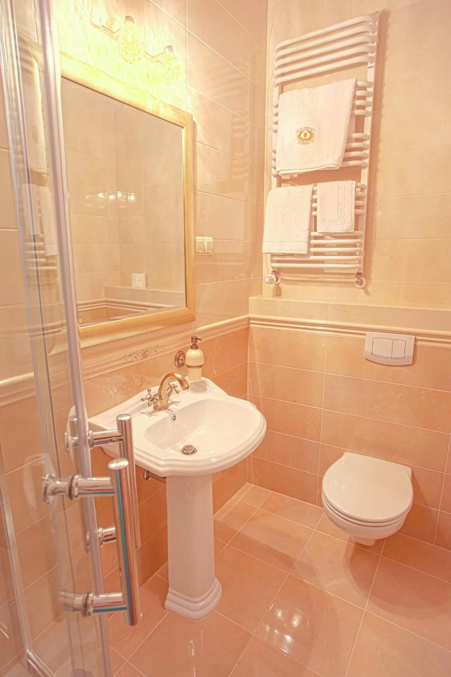 Bathroom in Aparthotel Grodzka 21