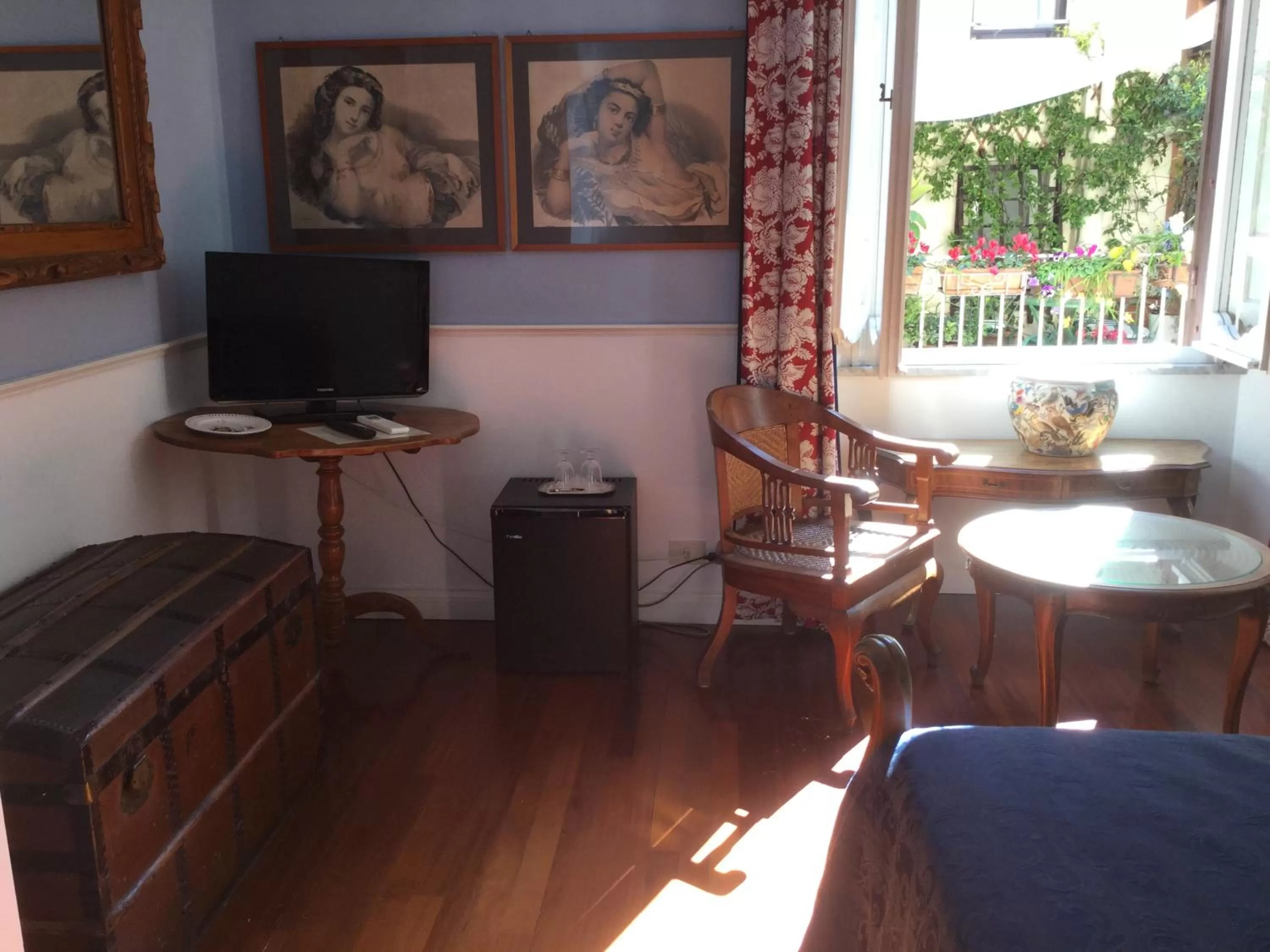 Decorative detail in Relais Teatro Argentina