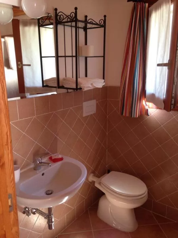 Bathroom in La Collina di Peppino