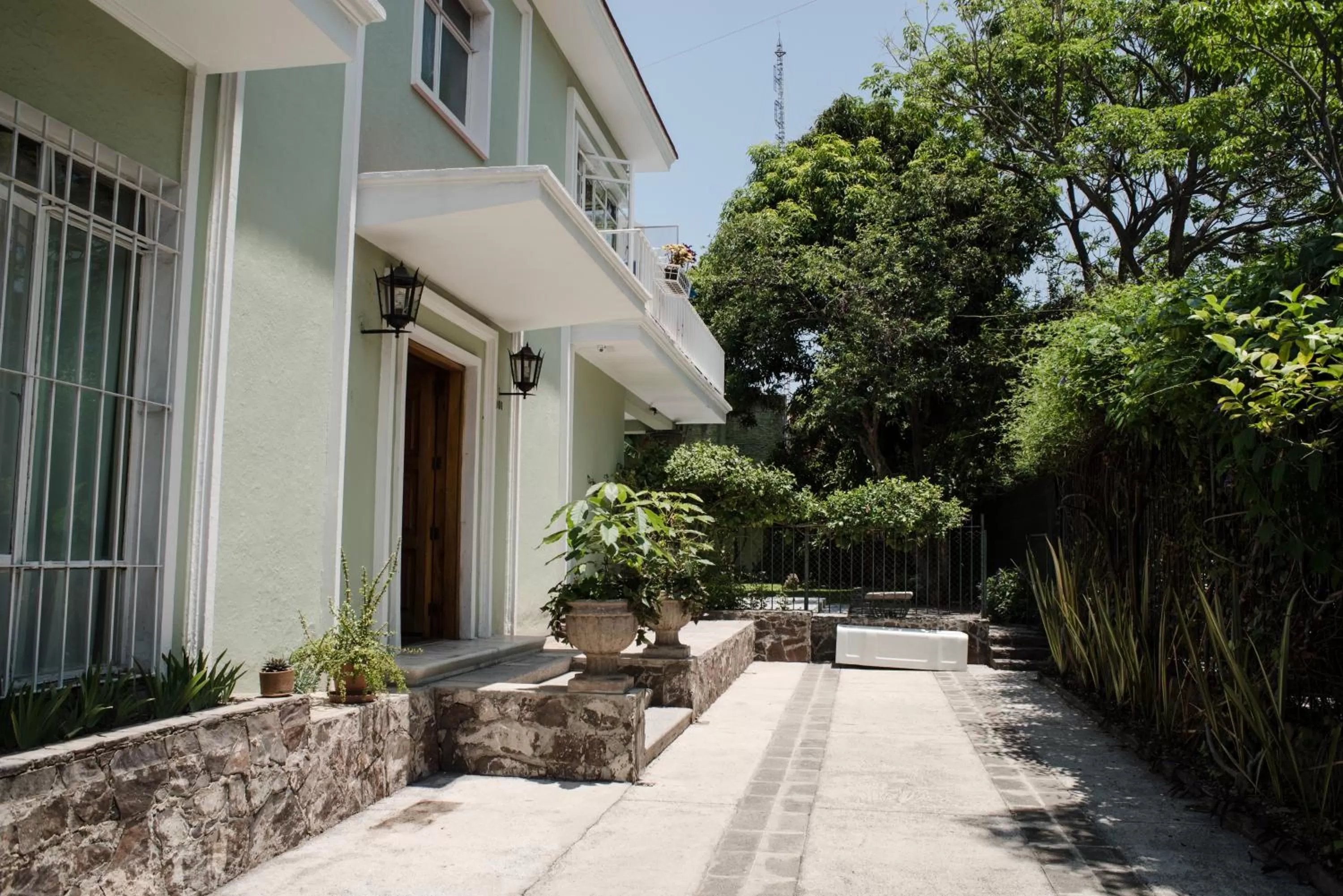 Property building in Casa de Luz