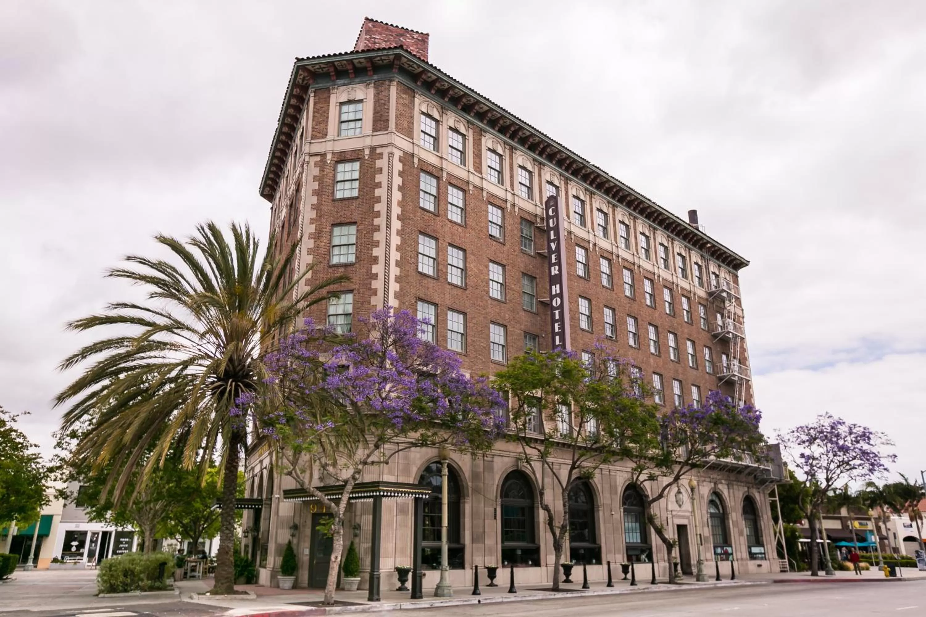 Property building in The Culver Hotel