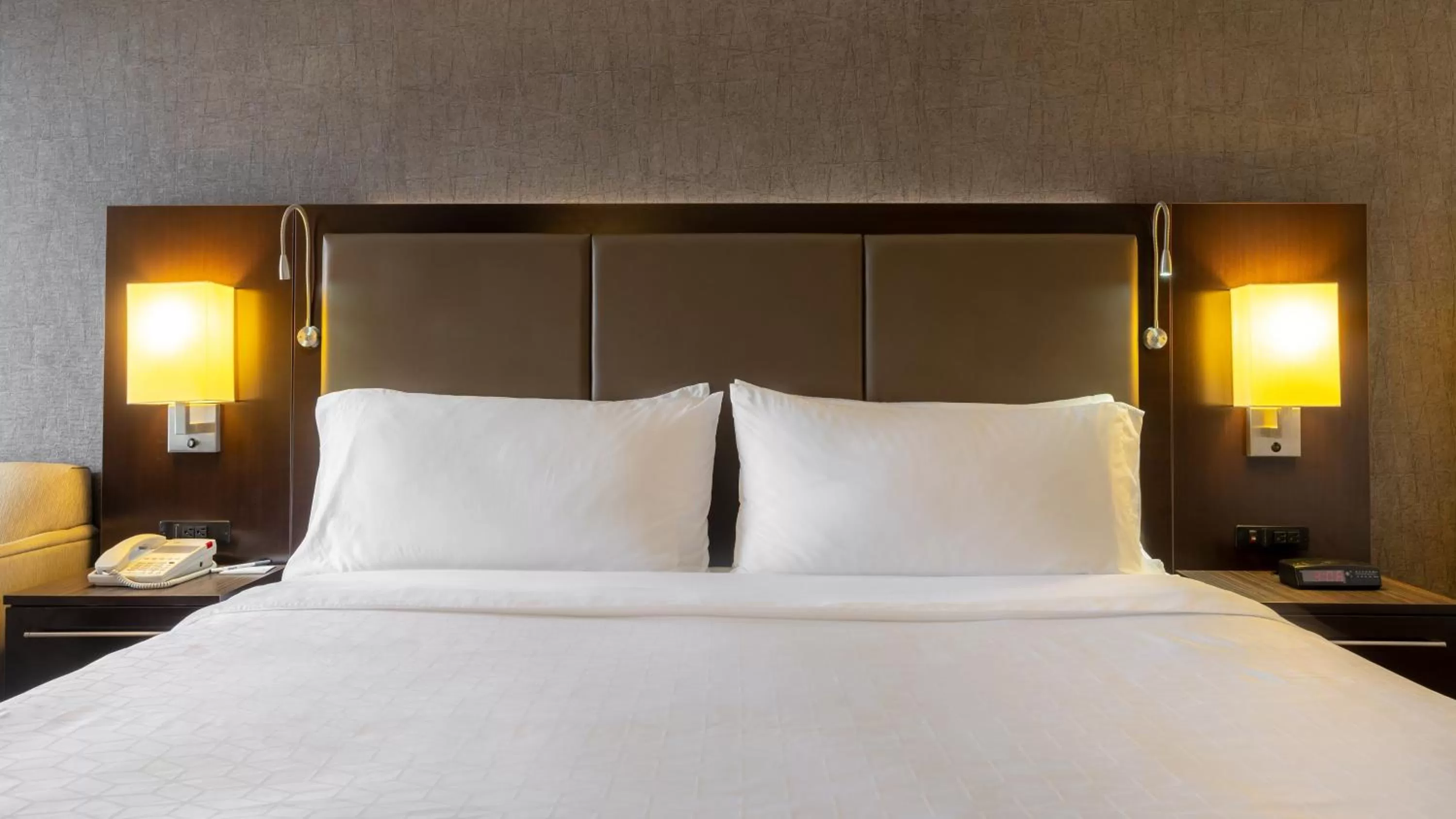 Photo of the whole room, Bed in Holiday Inn Express Hotel & Suites - Edmonton International Airport by IHG