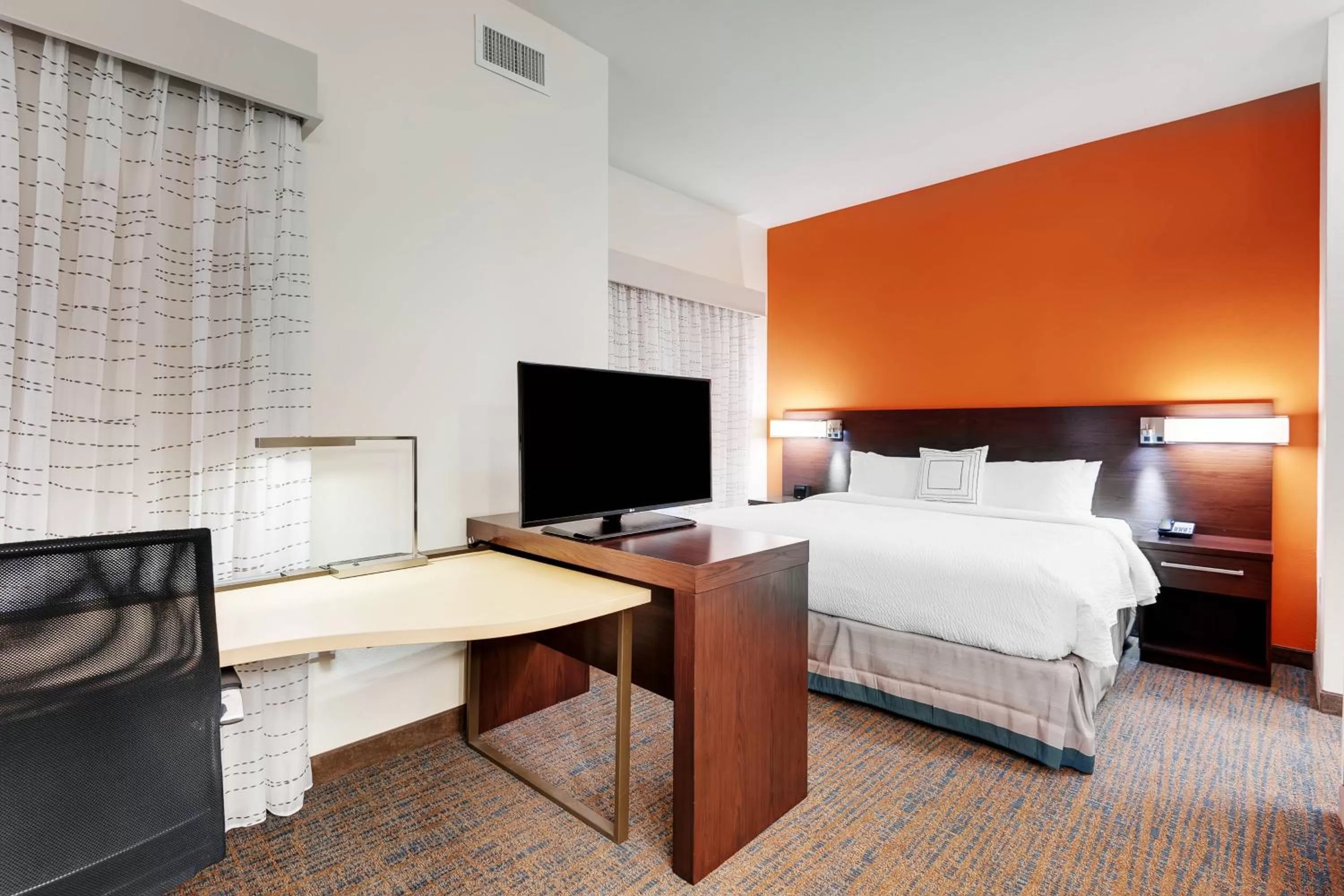 Photo of the whole room, Bed in Residence Inn by Marriott Austin Airport