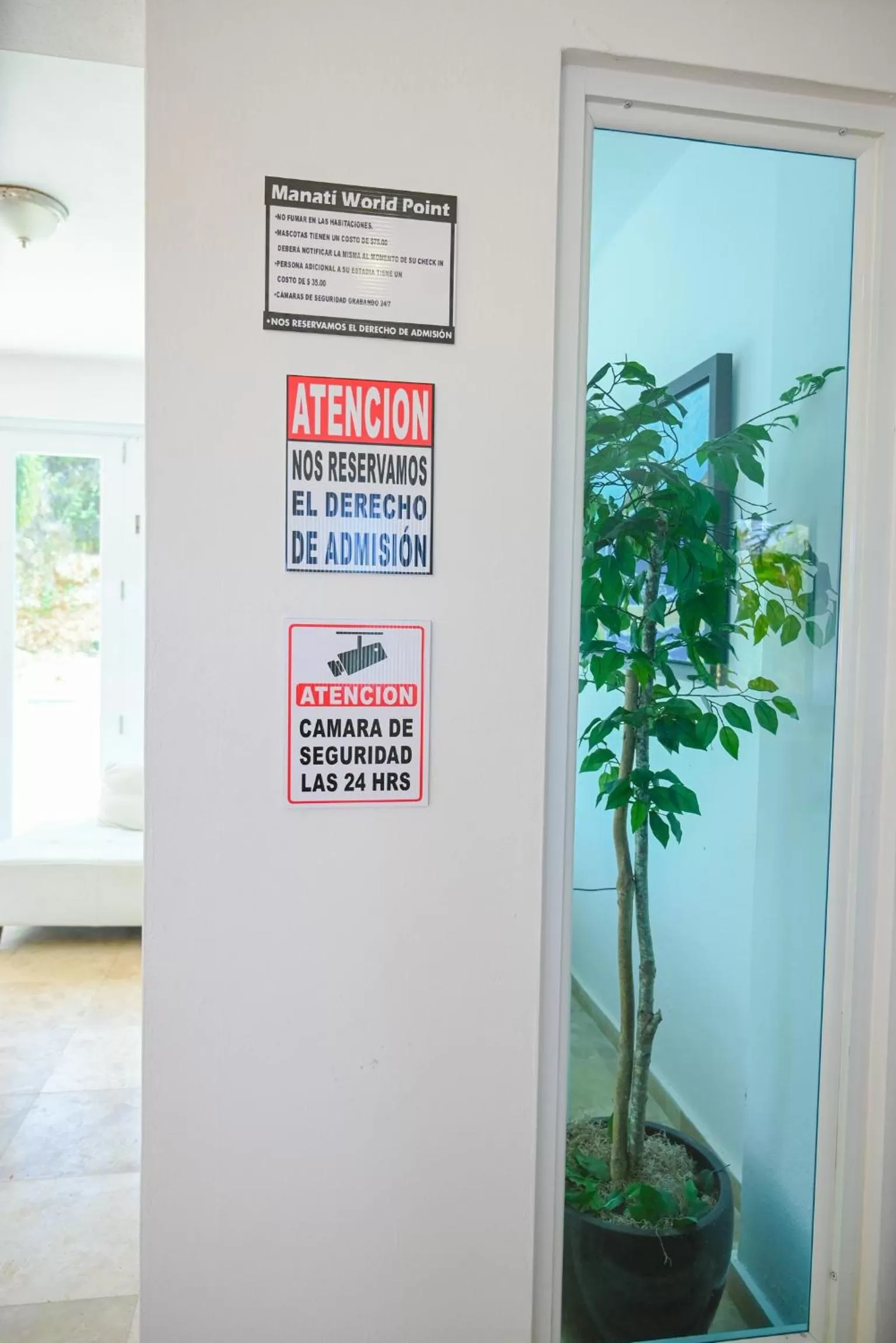 Manati World Point Inn