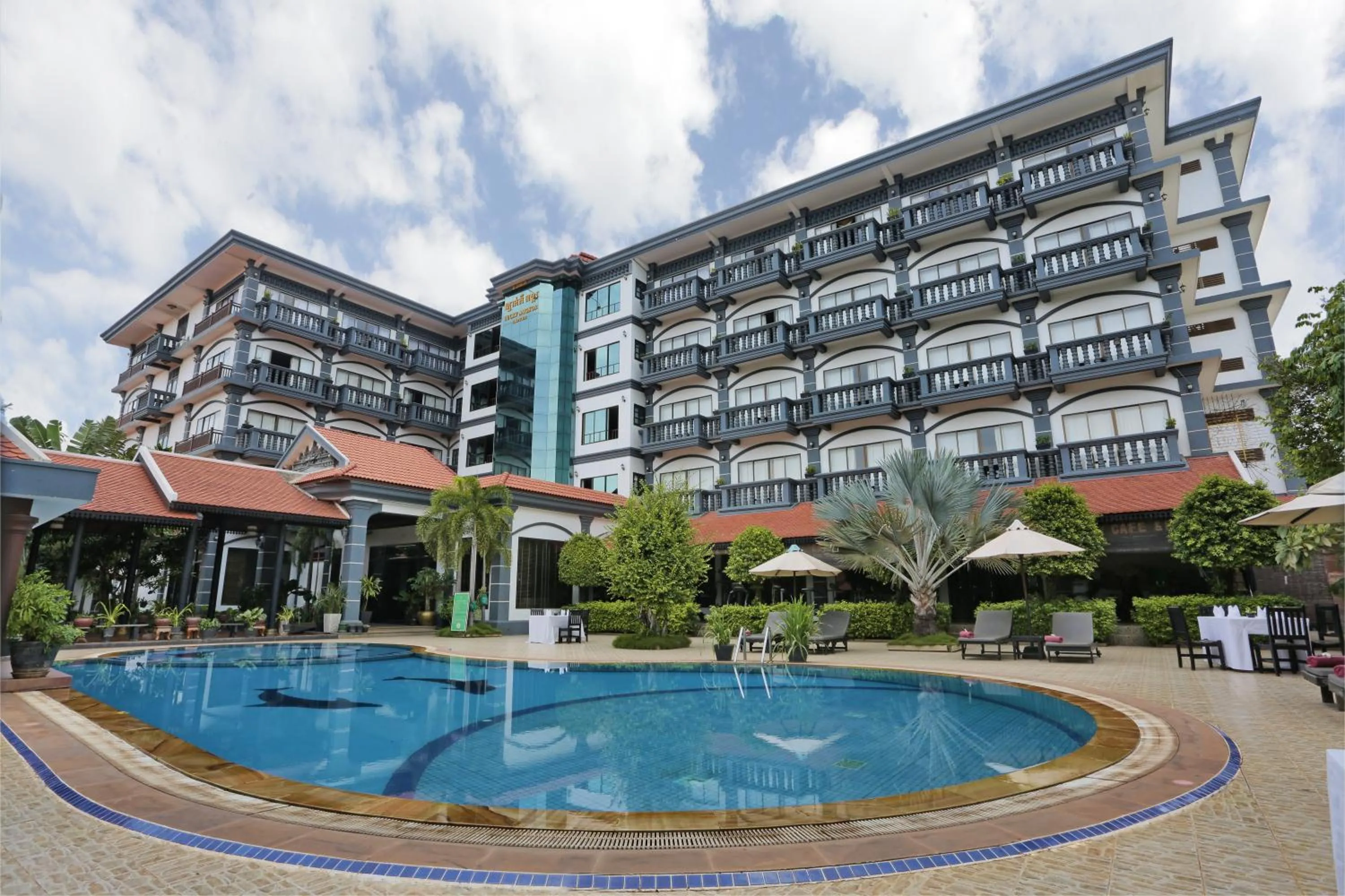 Property building in Lucky Angkor Hotel & Spa