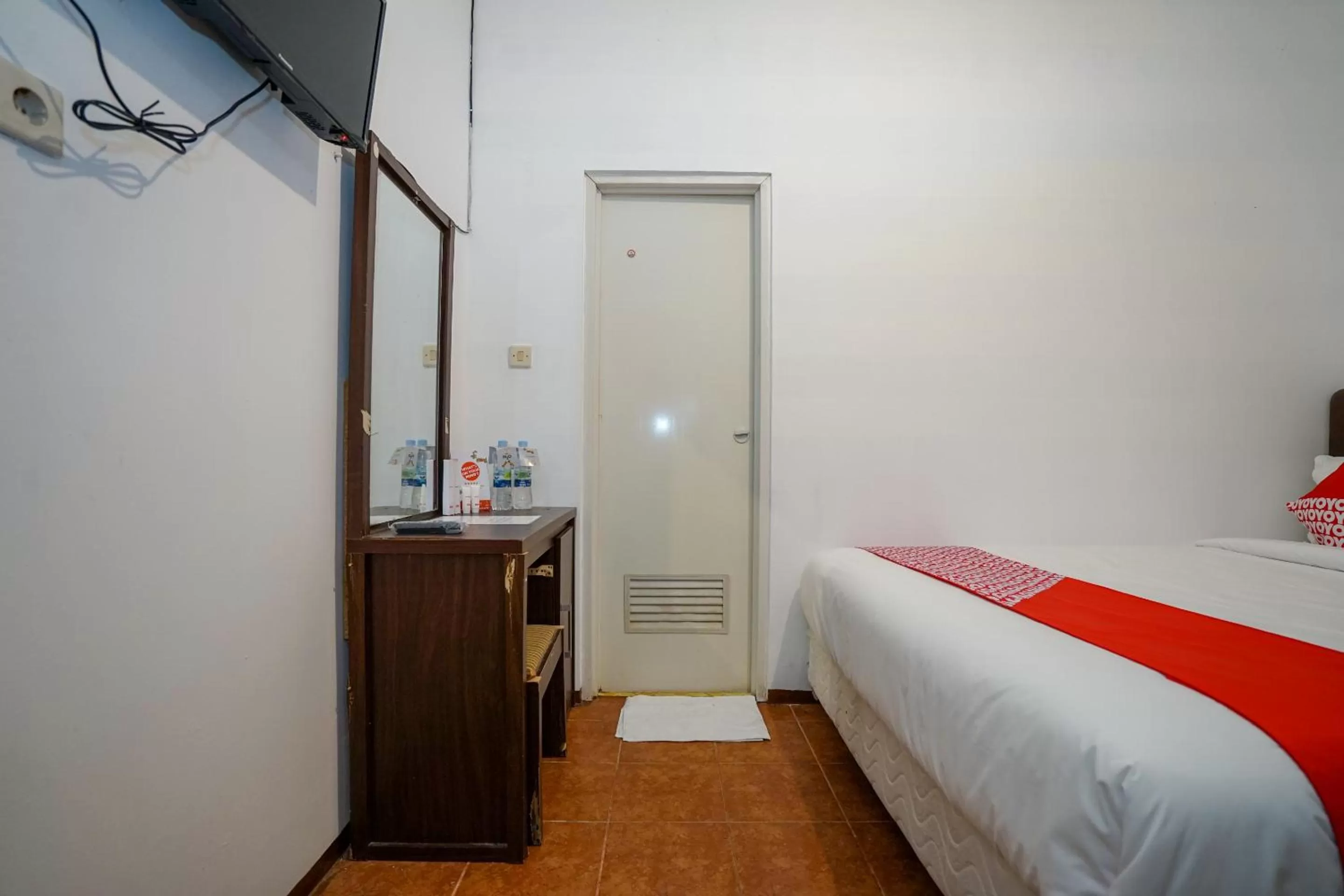 Bedroom in Super OYO 1844 Bravo Residence