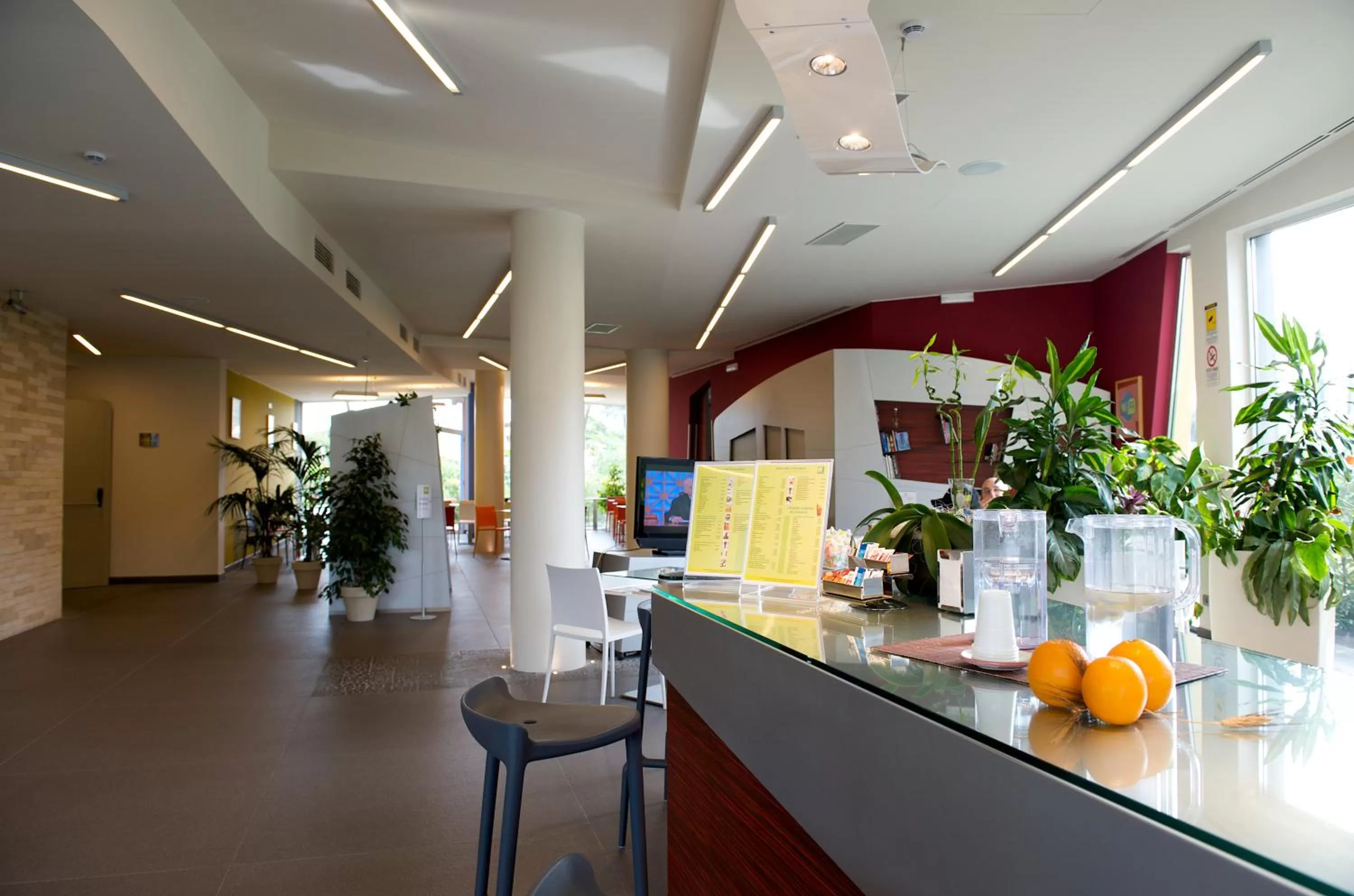 Lounge or bar in ibis Styles Catania Acireale