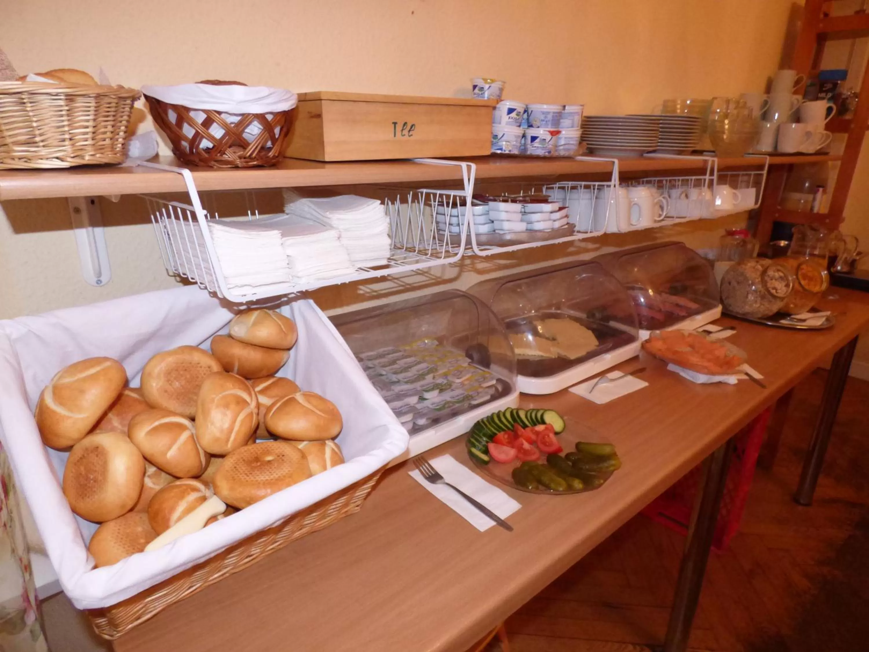 Buffet breakfast in Hotel Pension Bernstein am Kurfürstendamm