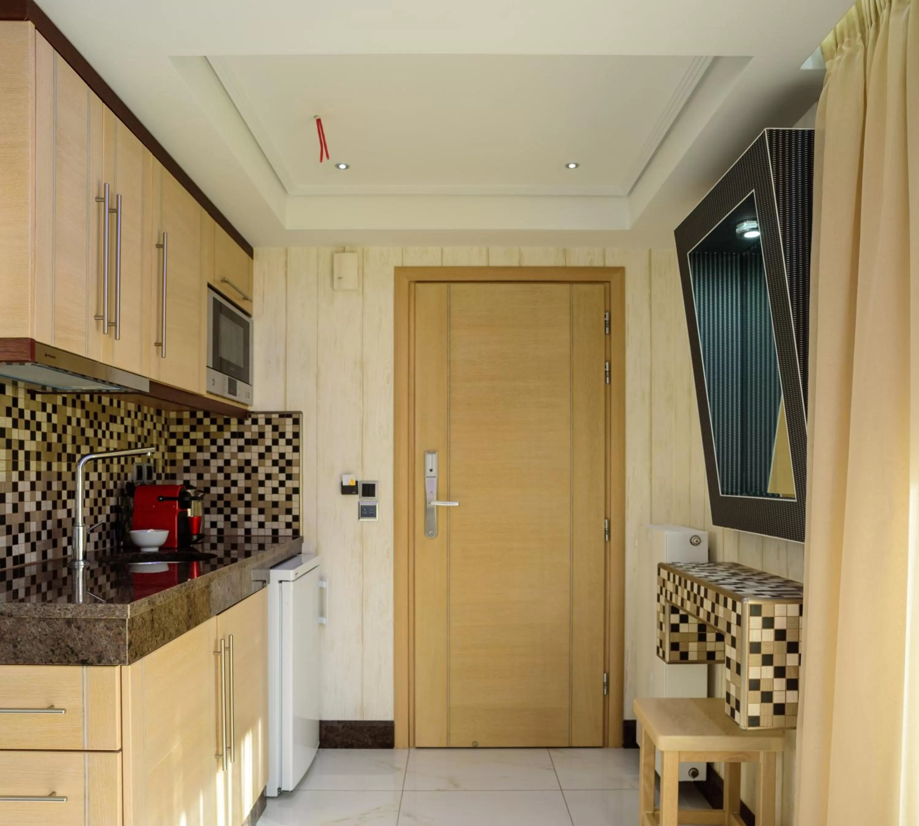 Coffee/tea facilities, Kitchen/Kitchenette in Lume Athens