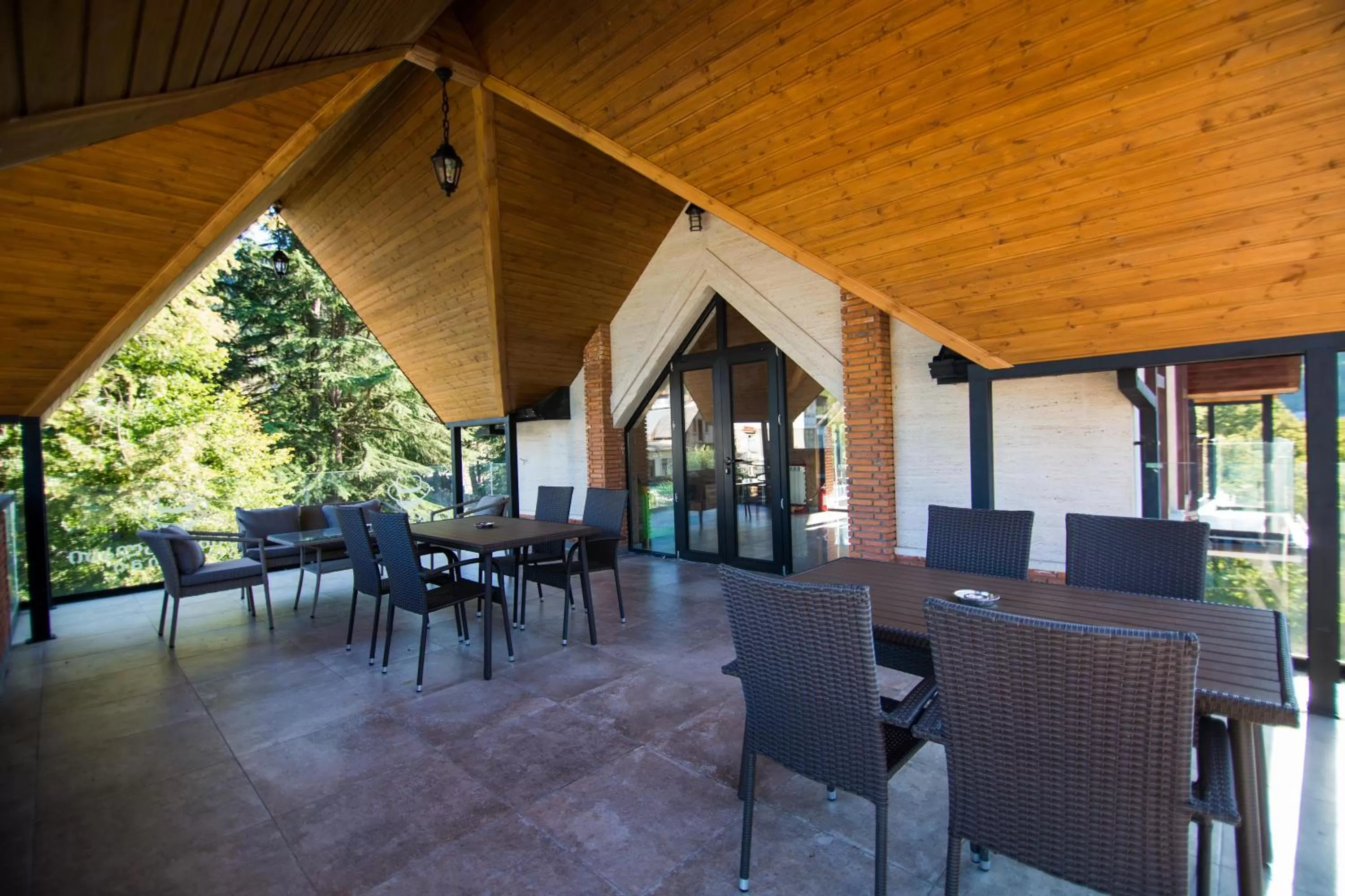 Restaurant/Places to Eat in Milano Palace Borjomi