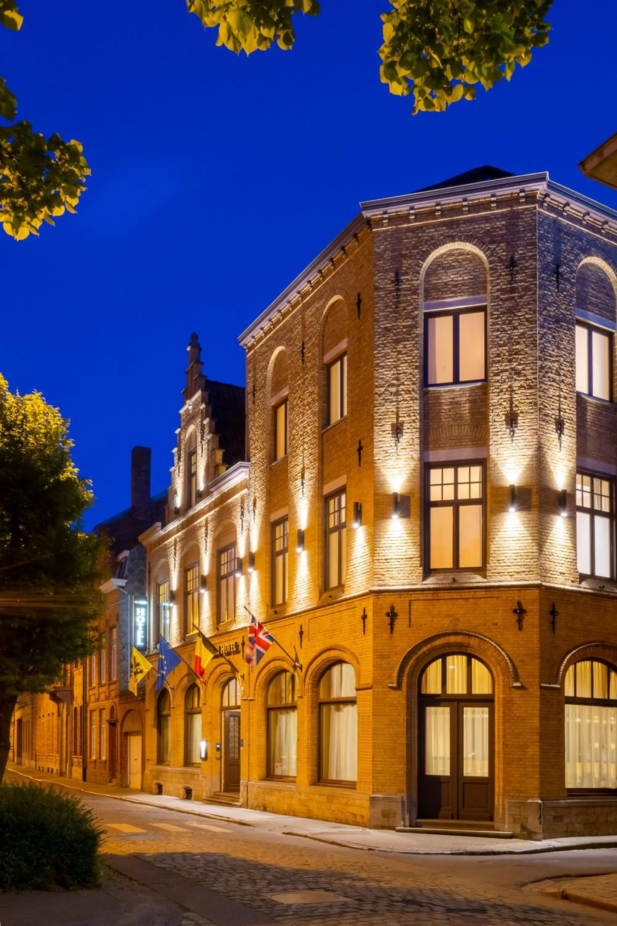 Facade/entrance in Albion Hotel