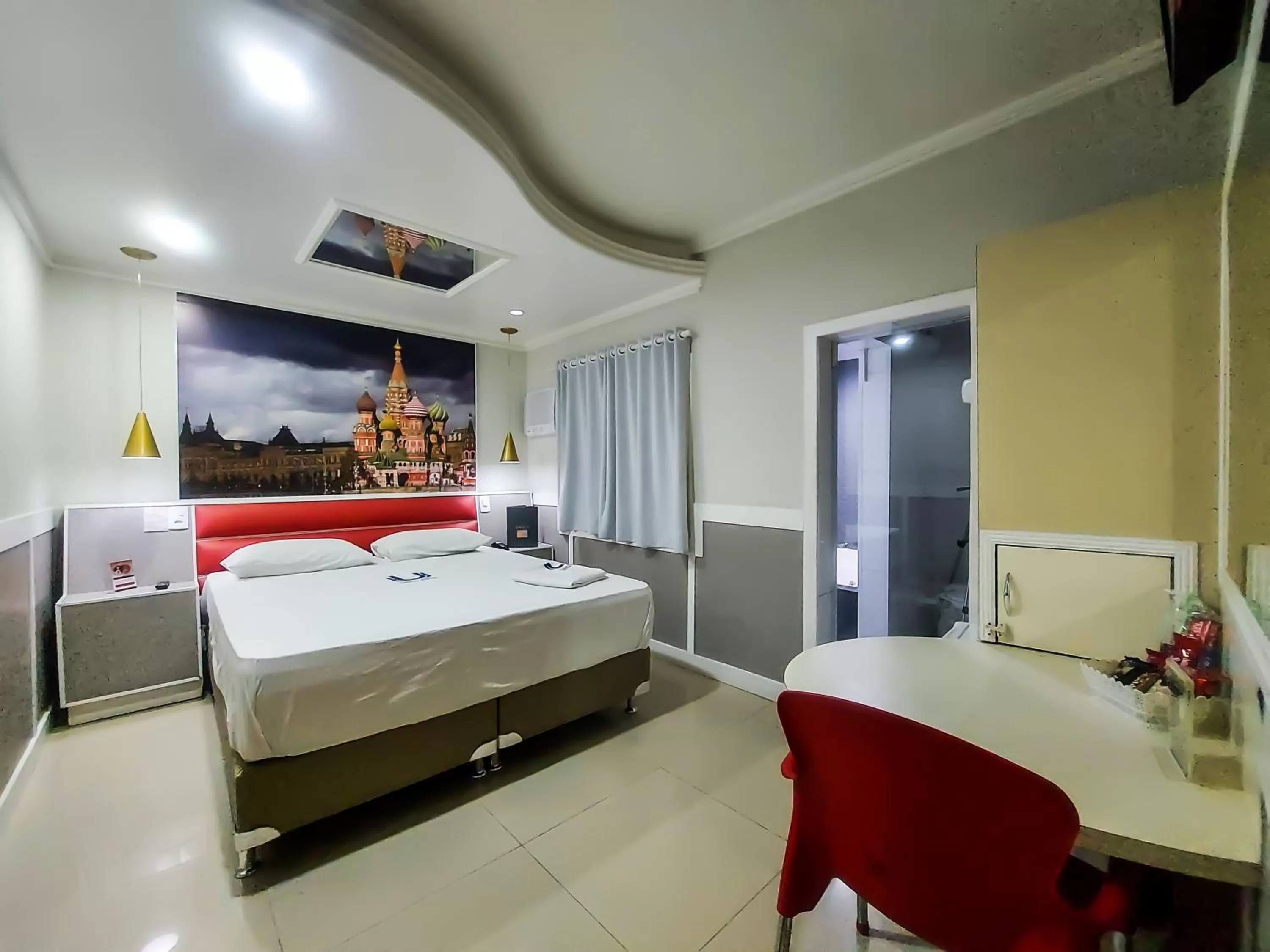 View (from property/room), Bed in Calamares Hotel São Caetano