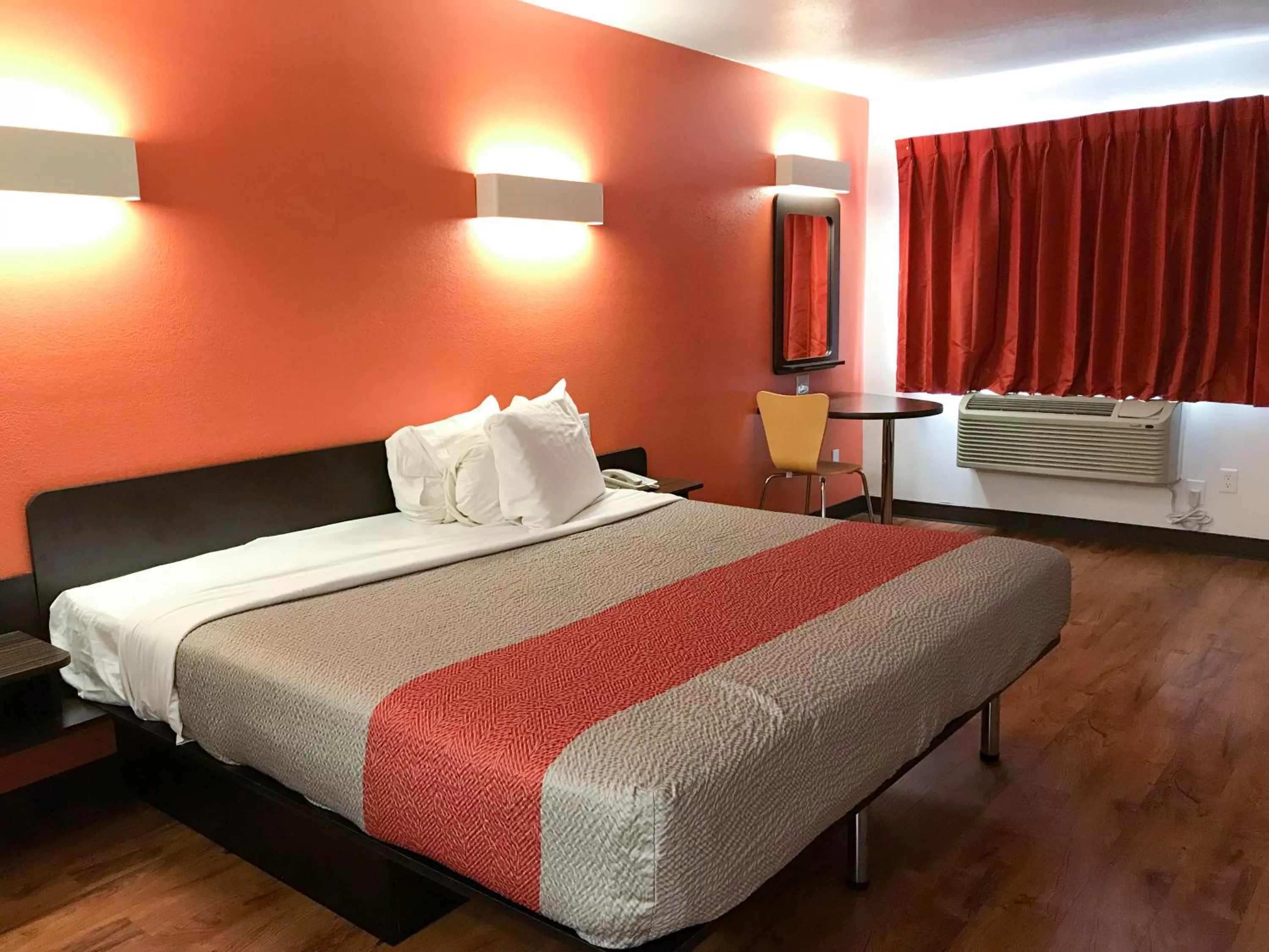 Bedroom, Bed in Motel 6-Bremen, GA