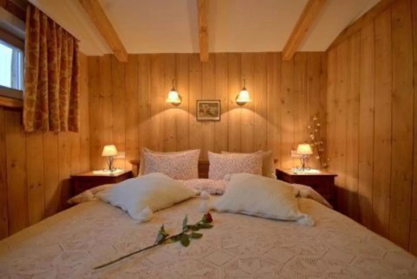 Bed in Bambi Cottage