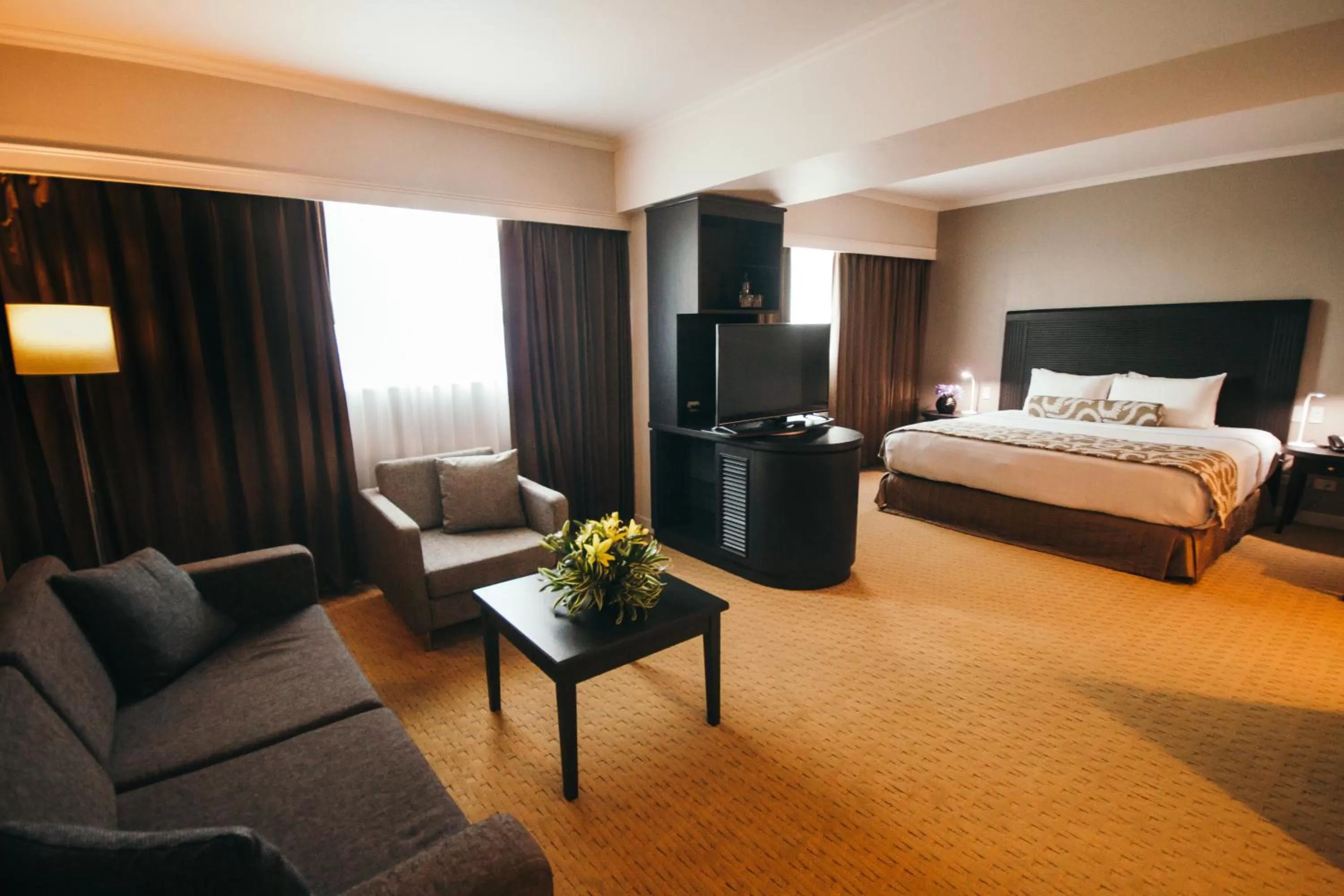 Photo of the whole room, Bed in Crowne Plaza Managua by IHG