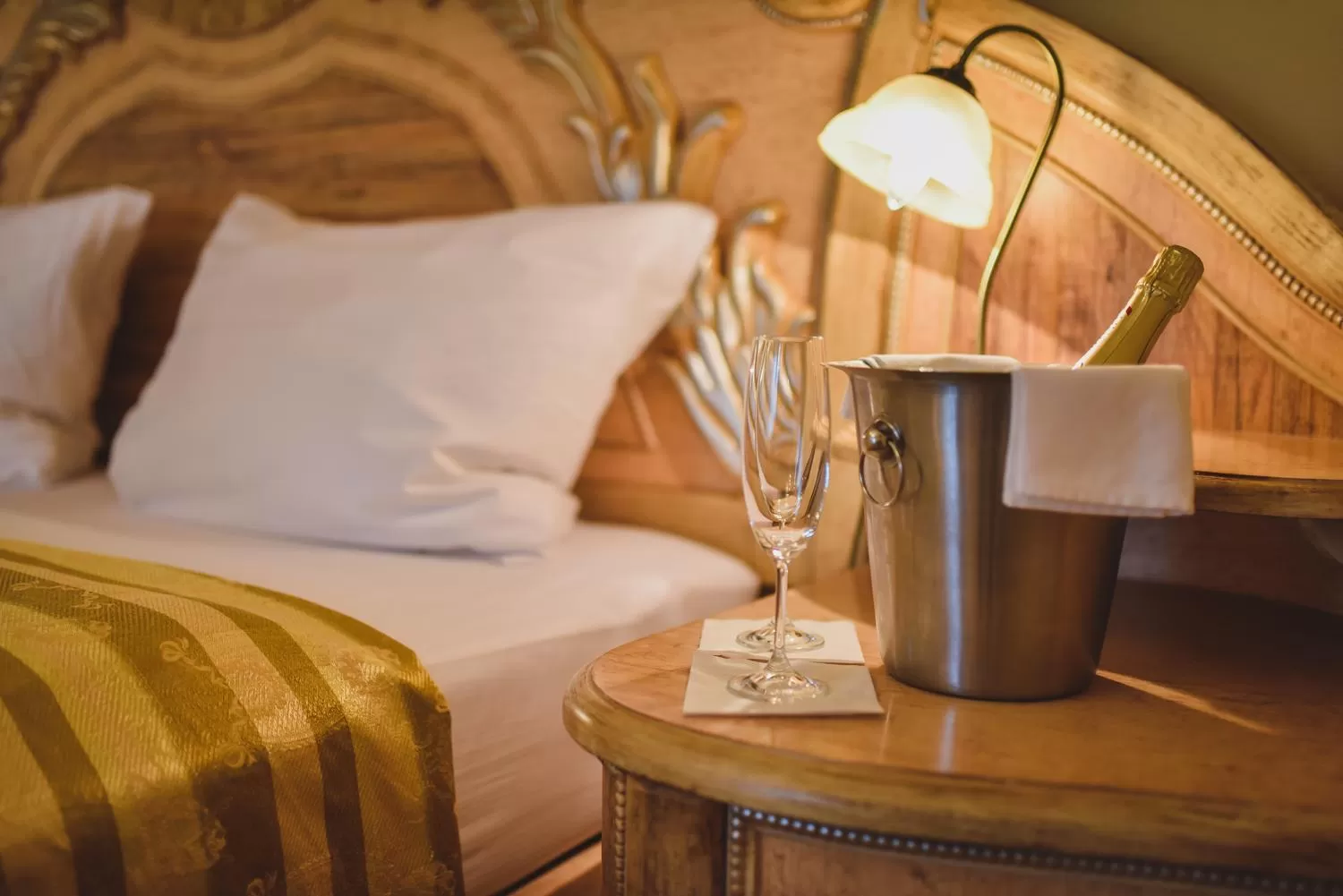 Decorative detail, Bed in Zámek Kamenný Dvůr