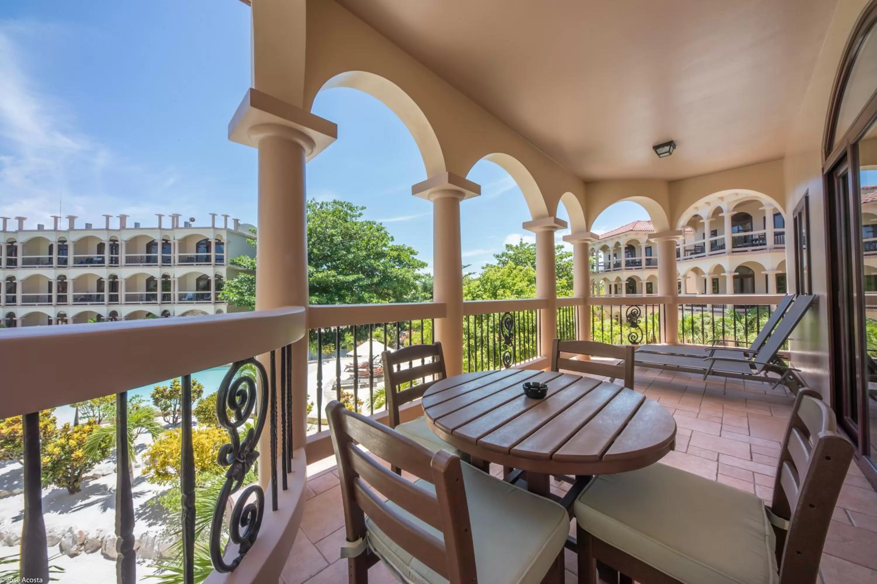 Balcony/Terrace in Coco Beach Resort