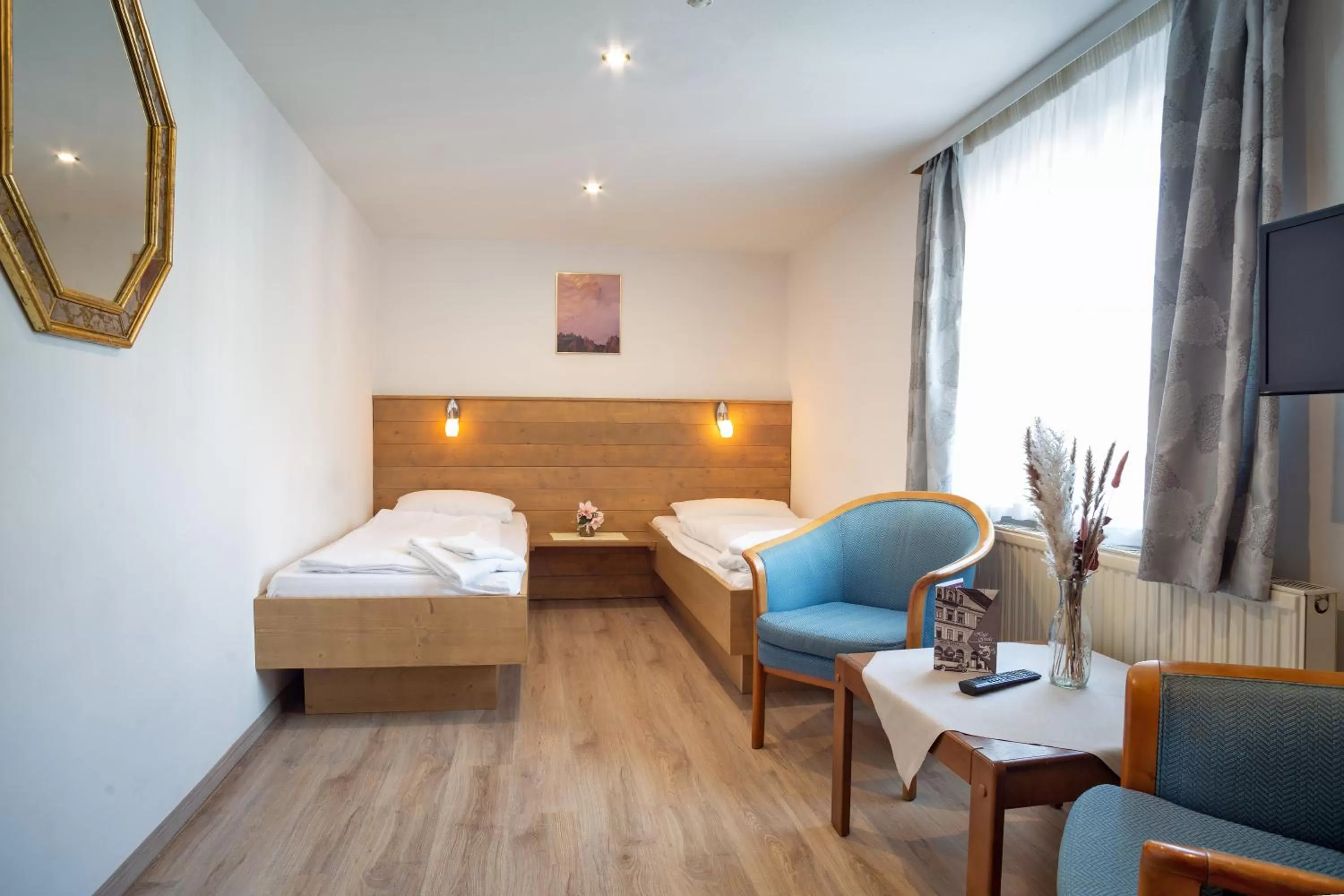 Bedroom, Bed in Hotel Gisela