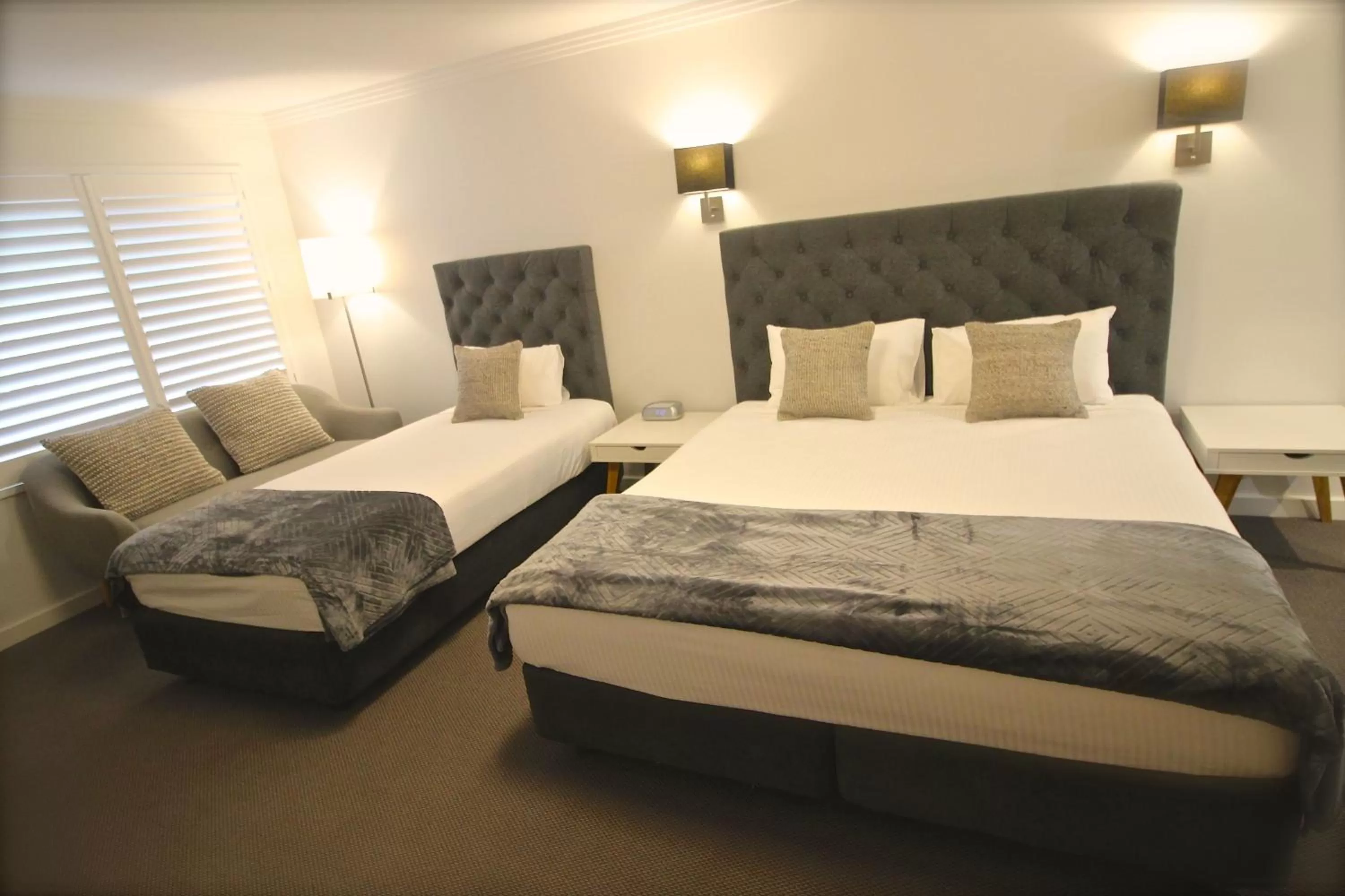 Photo of the whole room, Bed in Quays Hotel