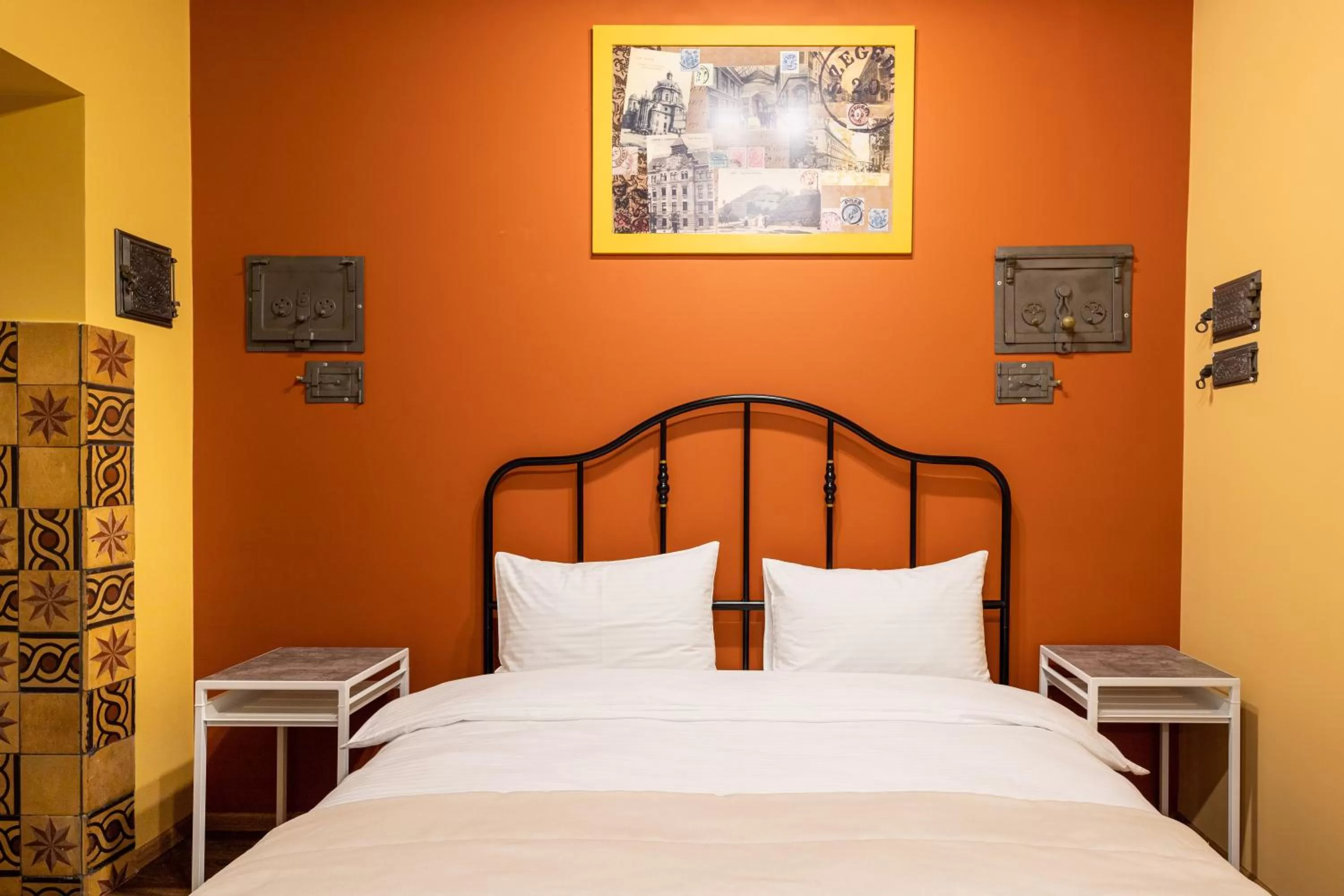 Bed in Post House Rooms