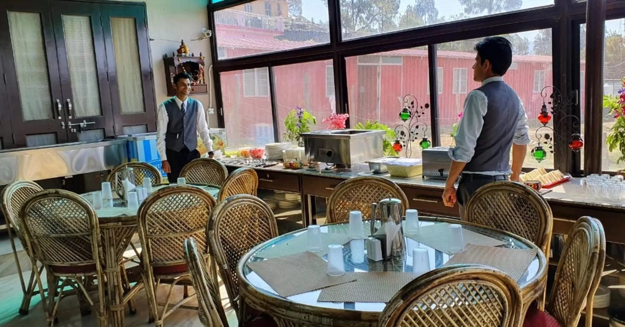 Restaurant/places to eat in Samskara & Samsara