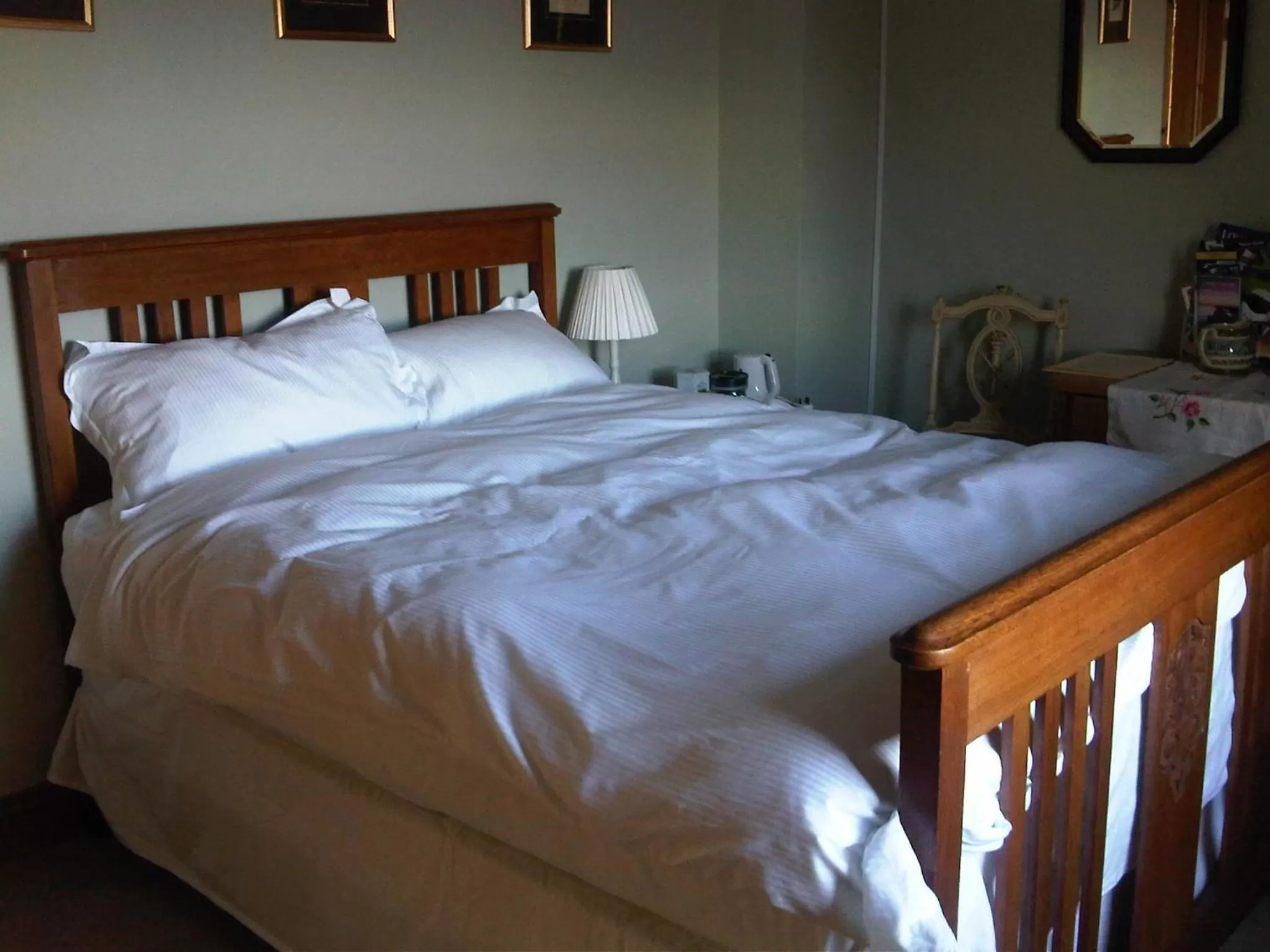 Bed in Bay Cottage Bed & Breakfast