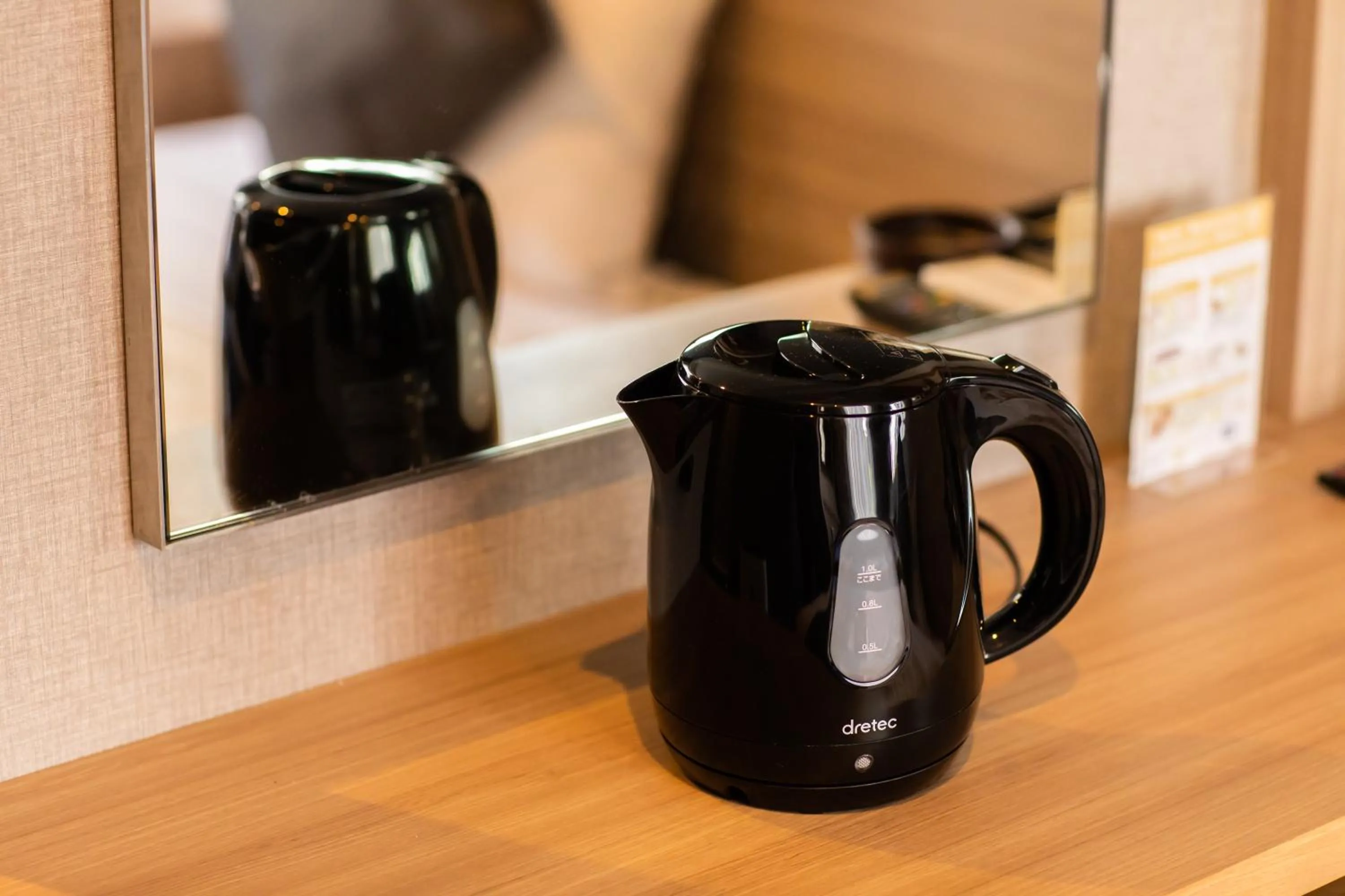 Coffee/tea facilities in Quintessa Hotel Osaka Shinsaibashi Comic & Books