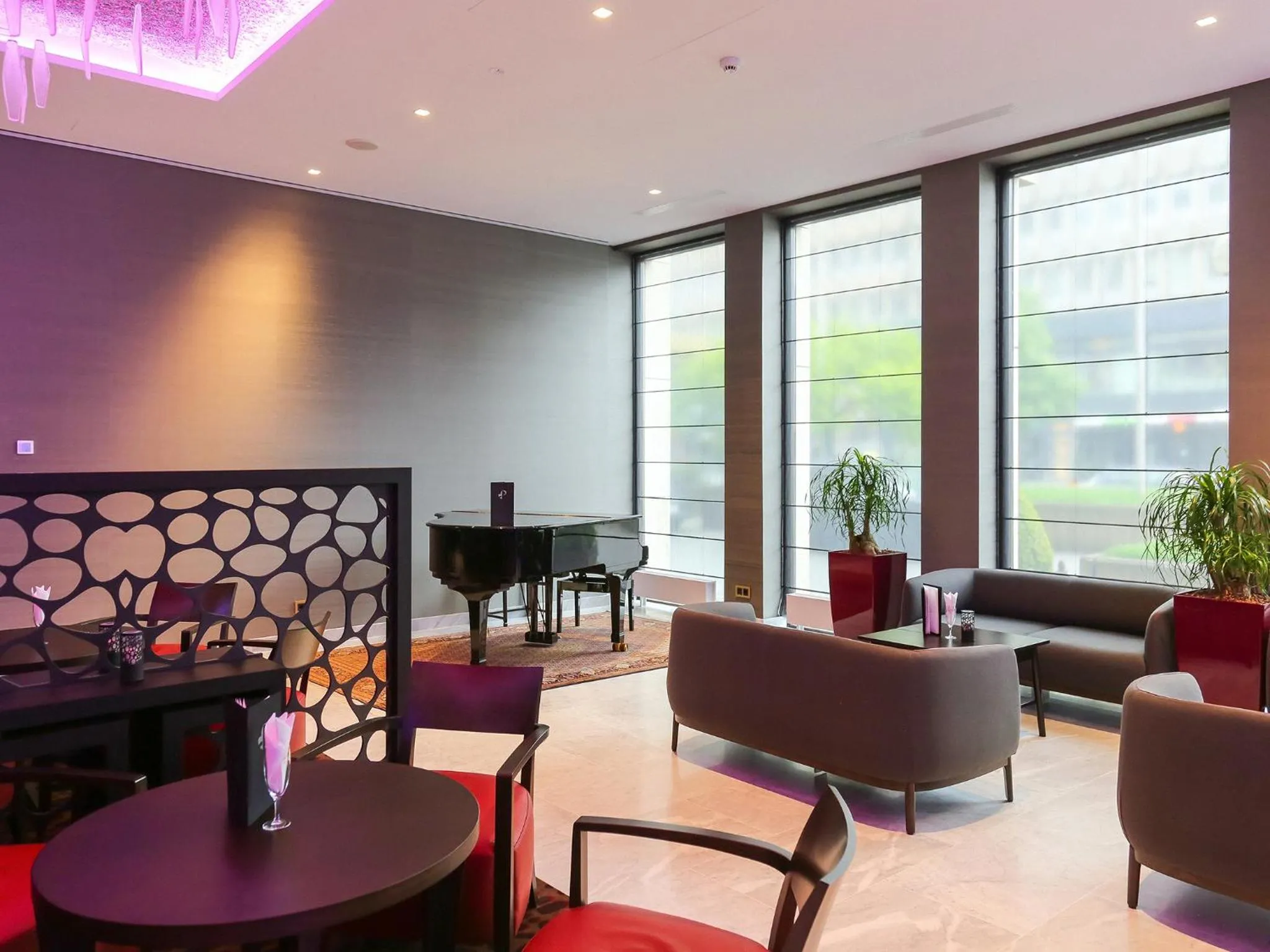 Lounge or bar in Le Royal Hotels & Resorts Luxembourg
