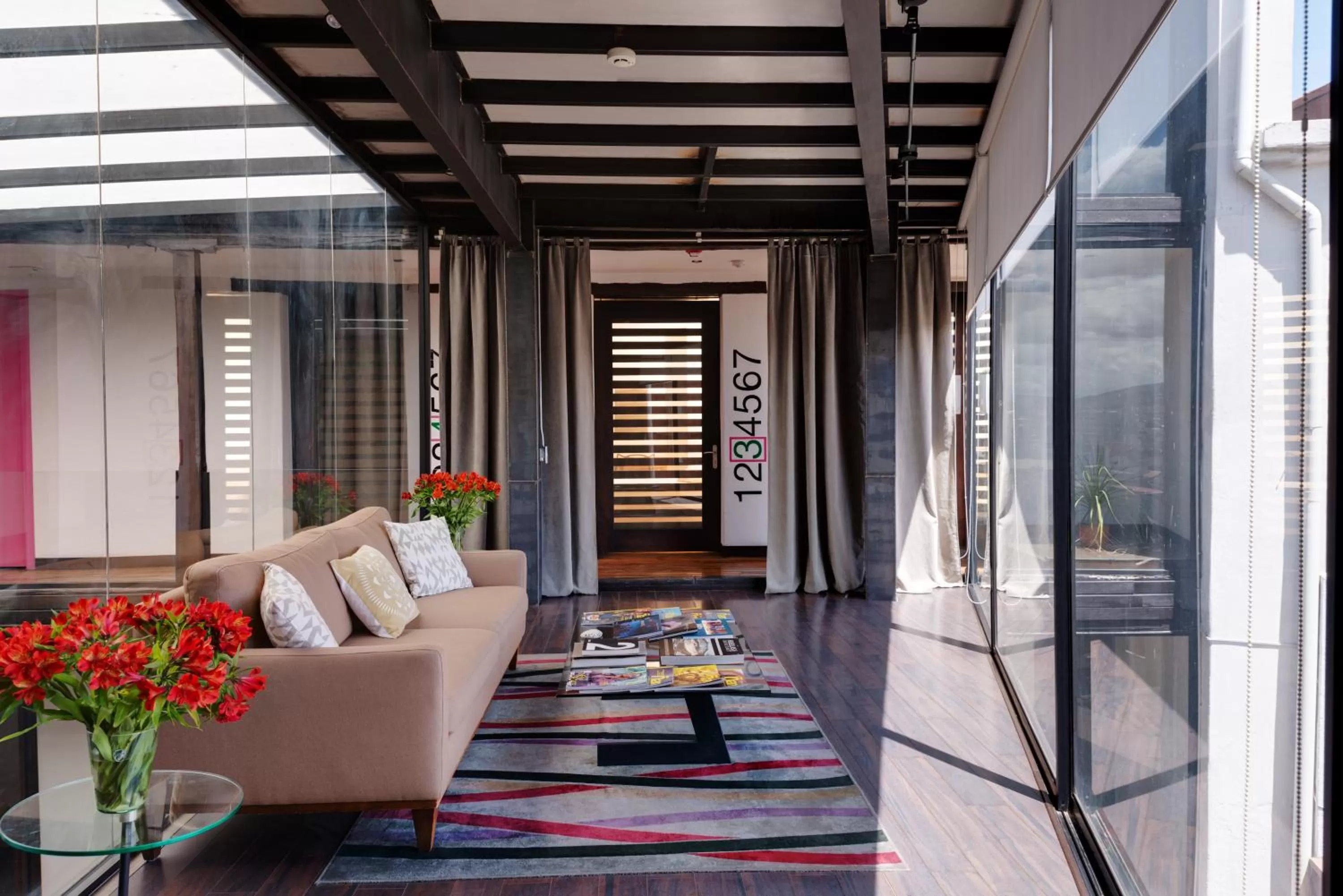 Seating area in Hotel Casa Gardenia