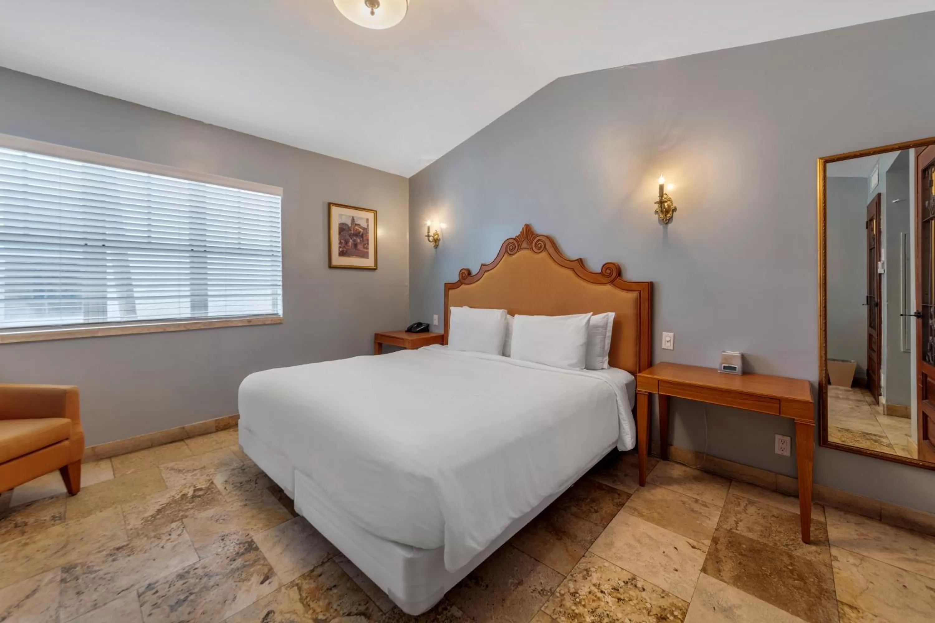 Bed in Hotel Impala by LuxUrban