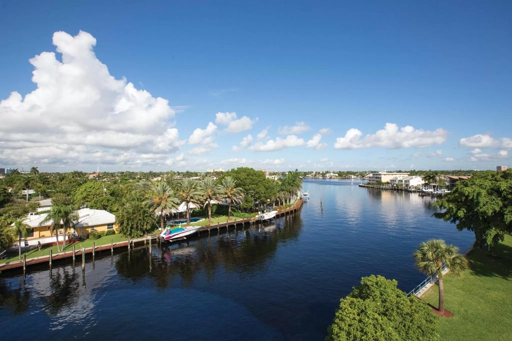 Property building in Club Wyndham Santa Barbara