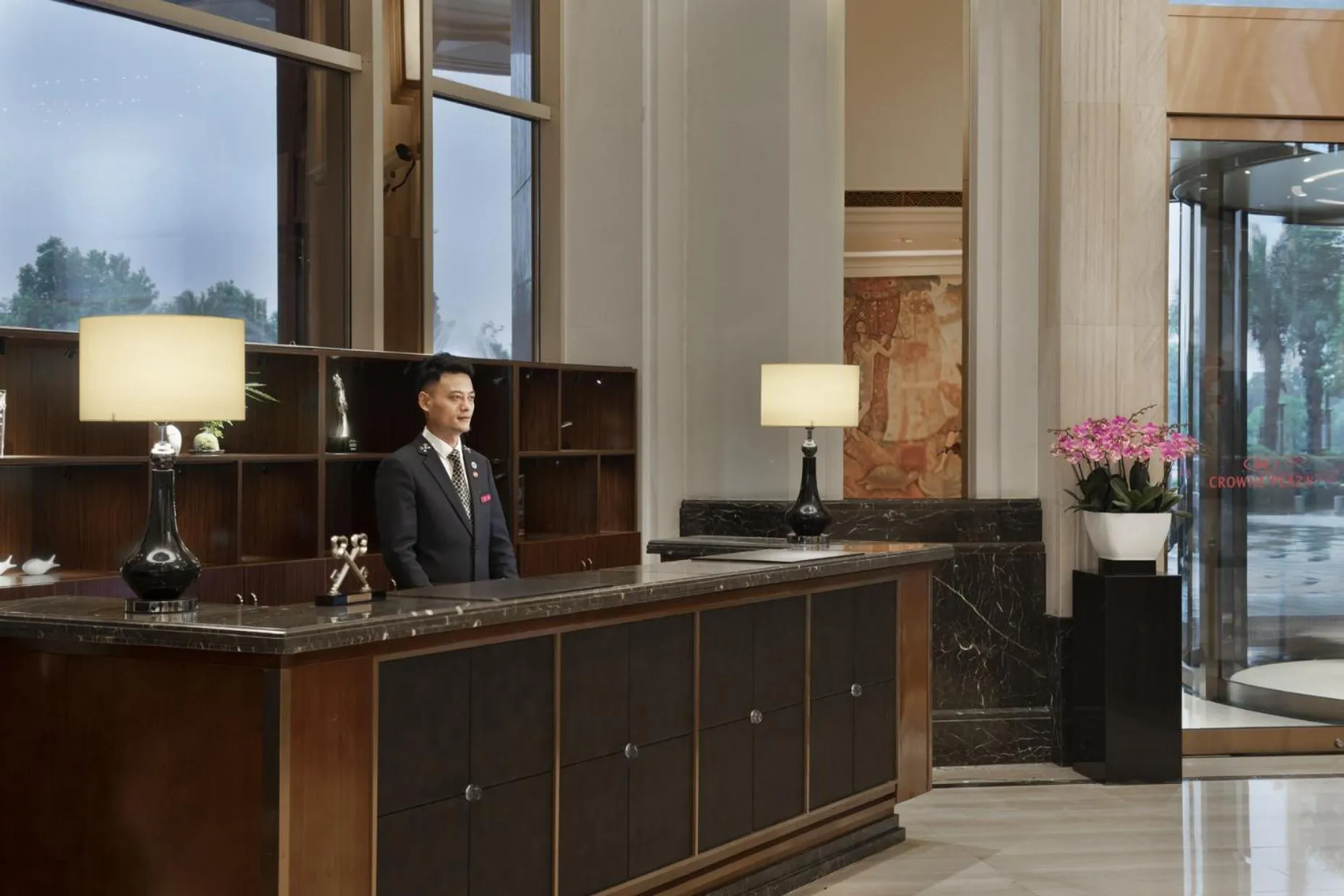 concierge in Crowne Plaza Nanchang Riverside, an IHG Hotel