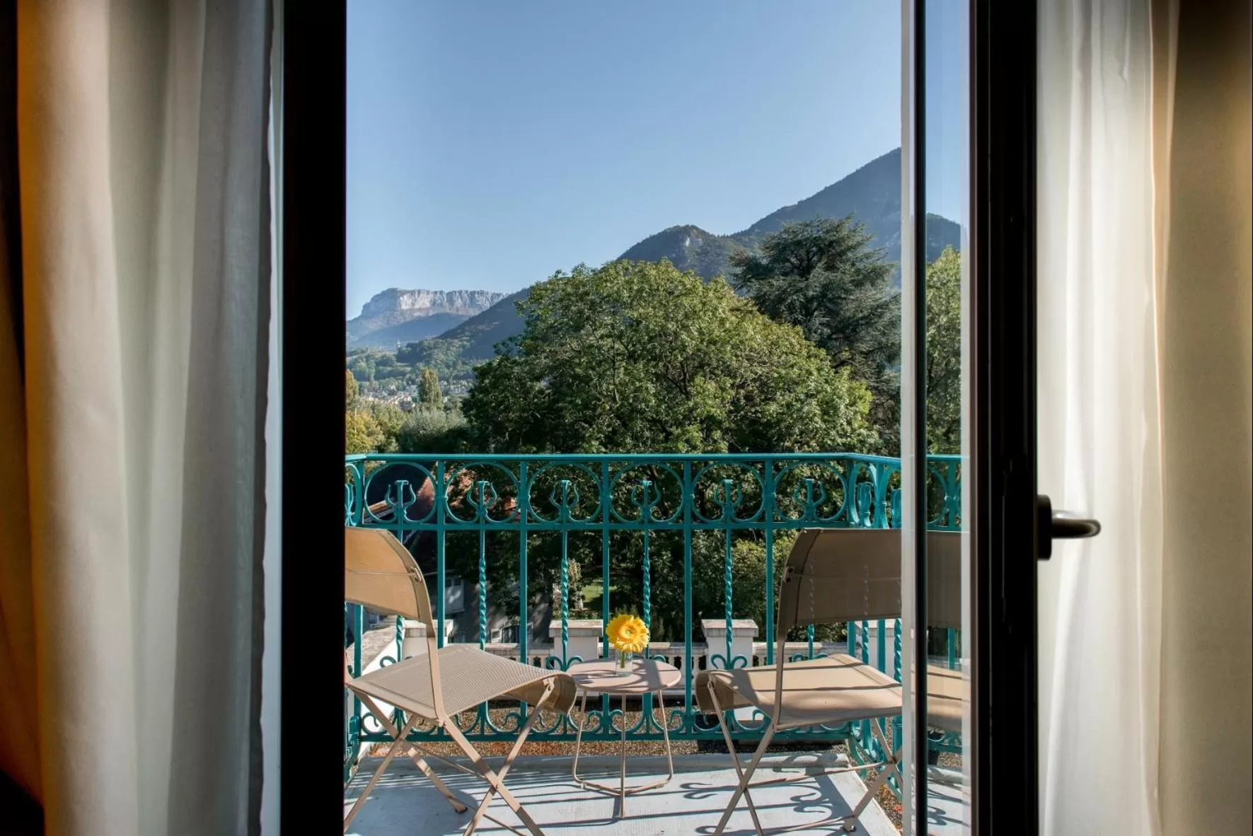 Mountain view in Impérial Palace